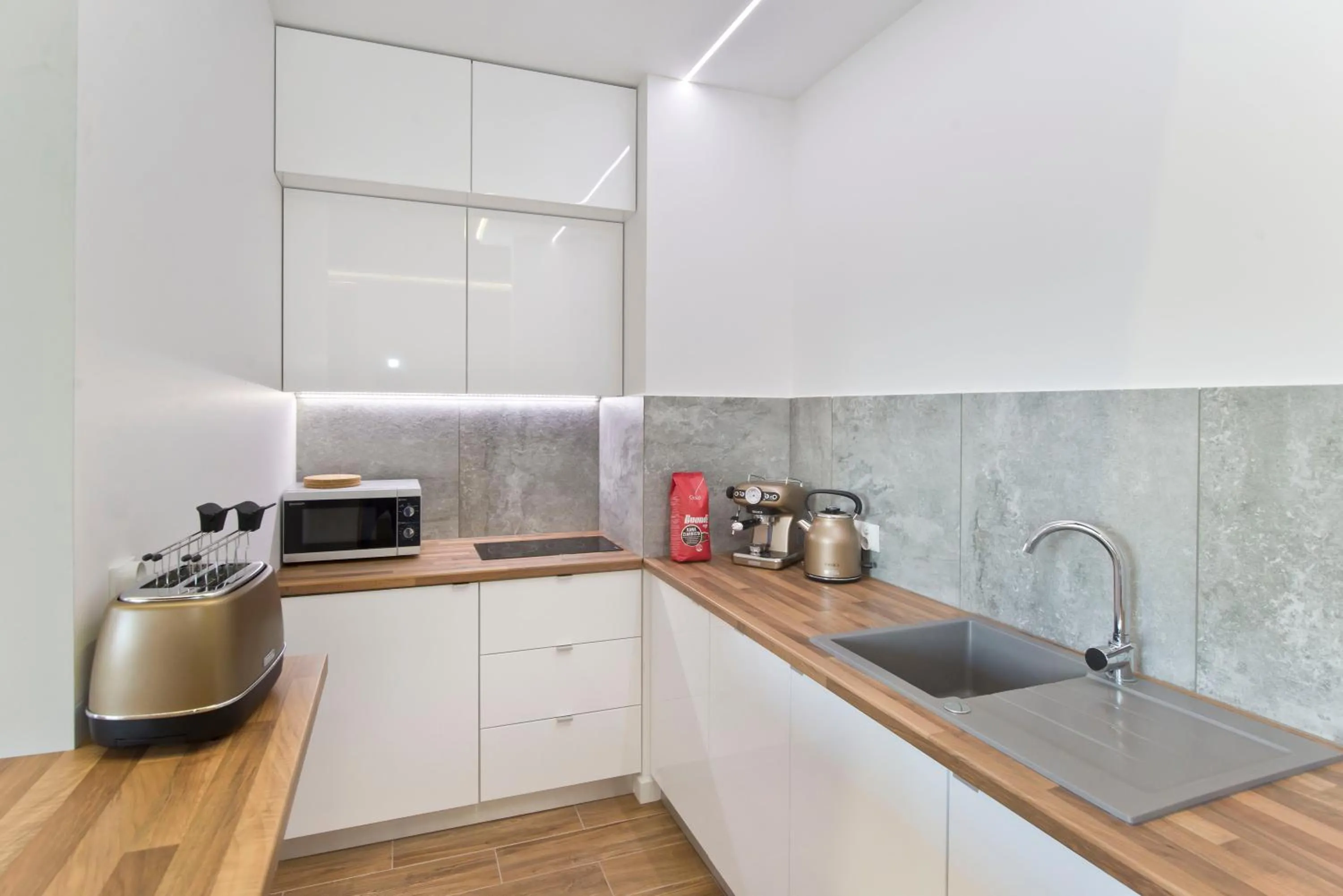 Kitchen or kitchenette in YOURAPART Rajska City Centre