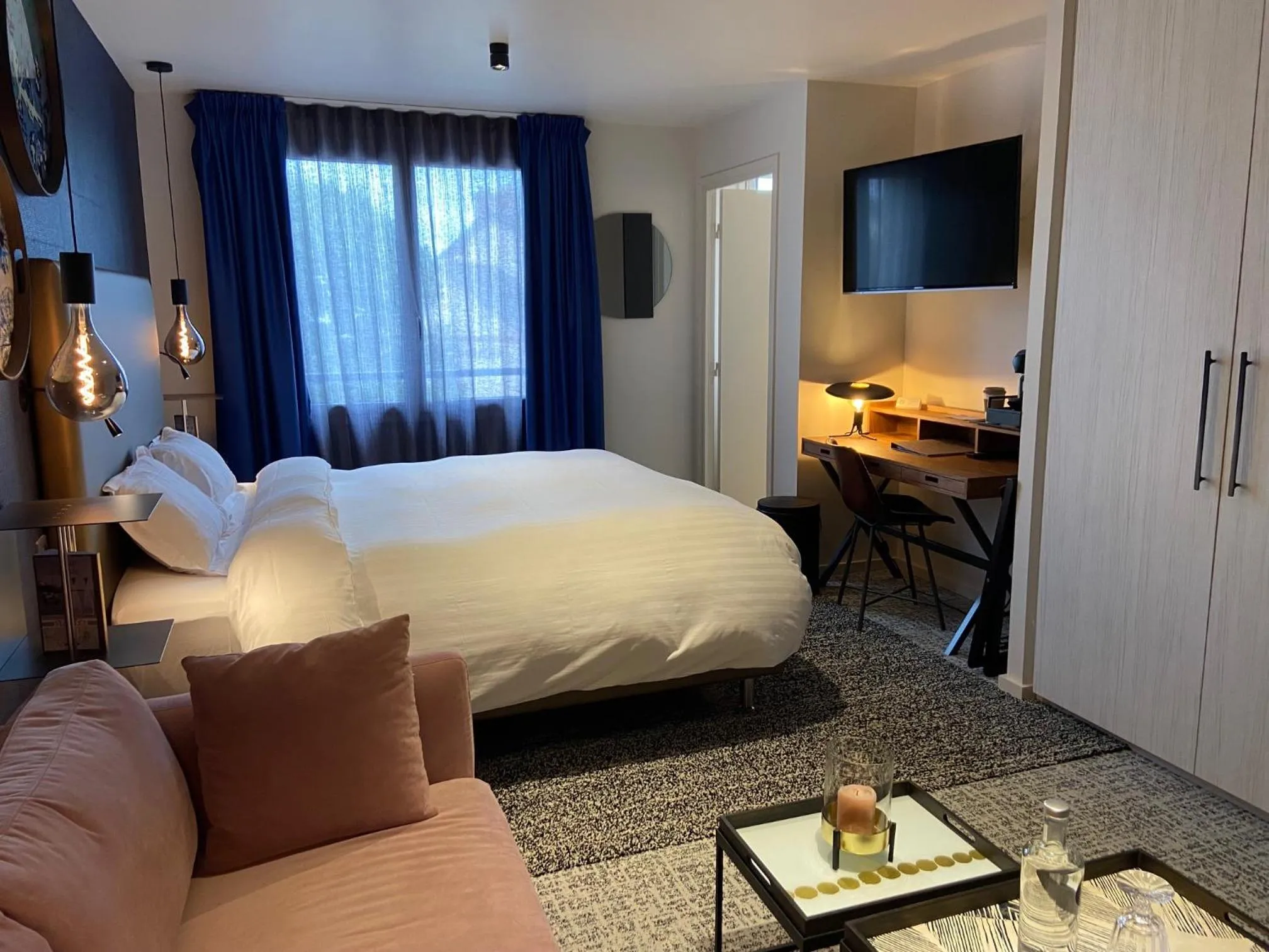 Bed in Maison Tiegezh