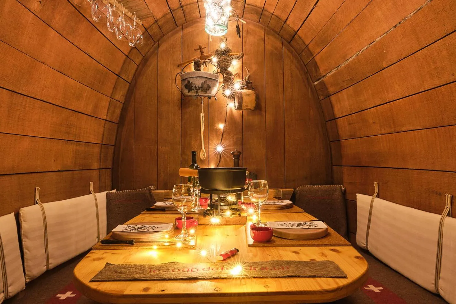 Restaurant/places to eat in Chalet Diognysos B&B, Boutique Hotel & Wellness