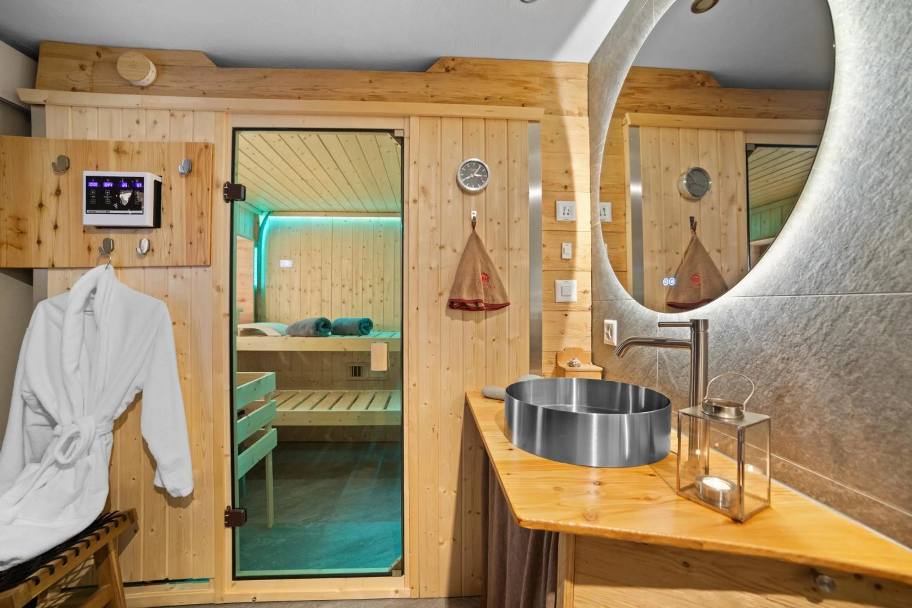 Sauna in Chalet Diognysos B&B, Boutique Hotel & Wellness