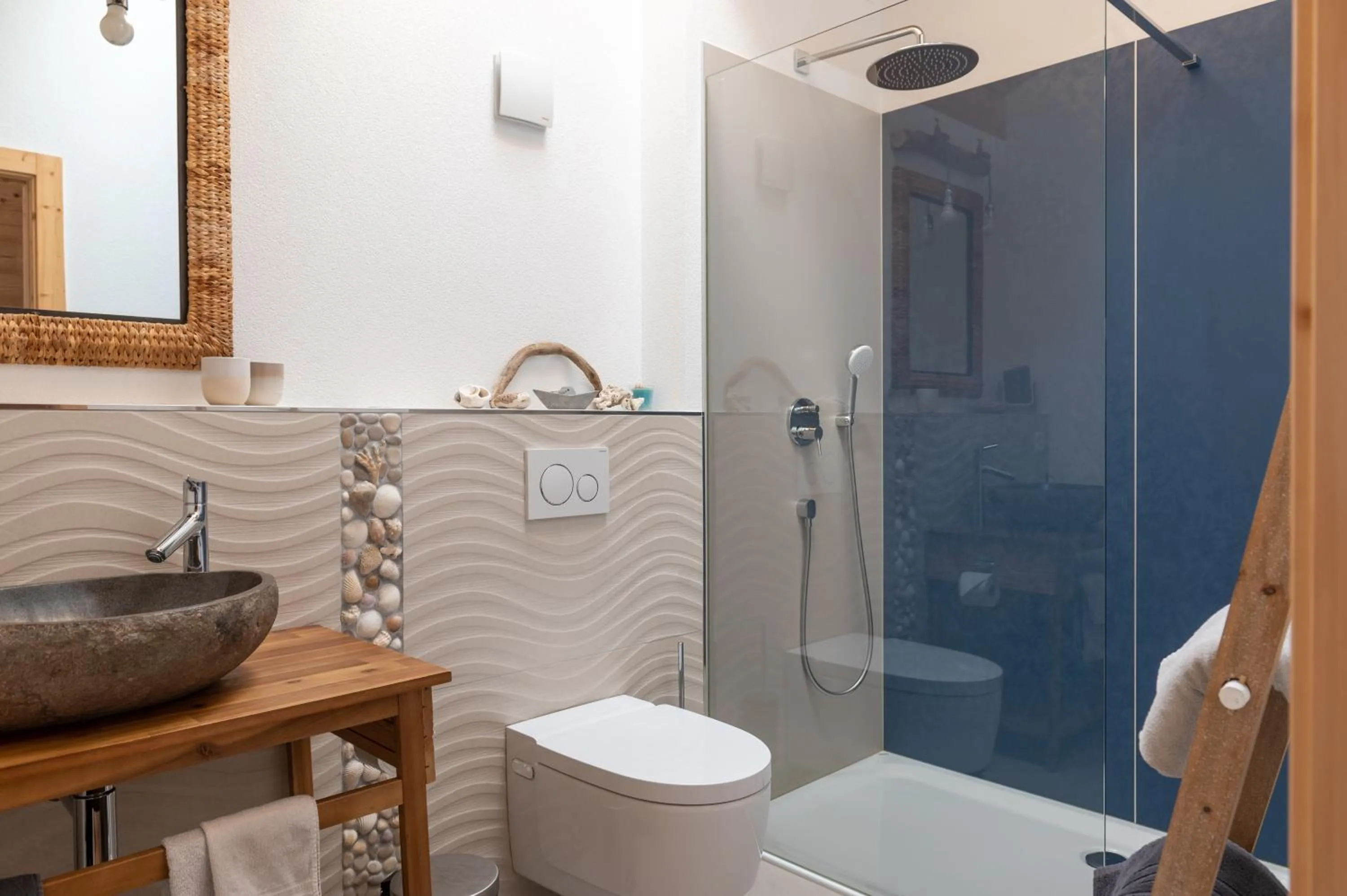 Shower in Chalet Diognysos B&B, Boutique Hotel & Wellness