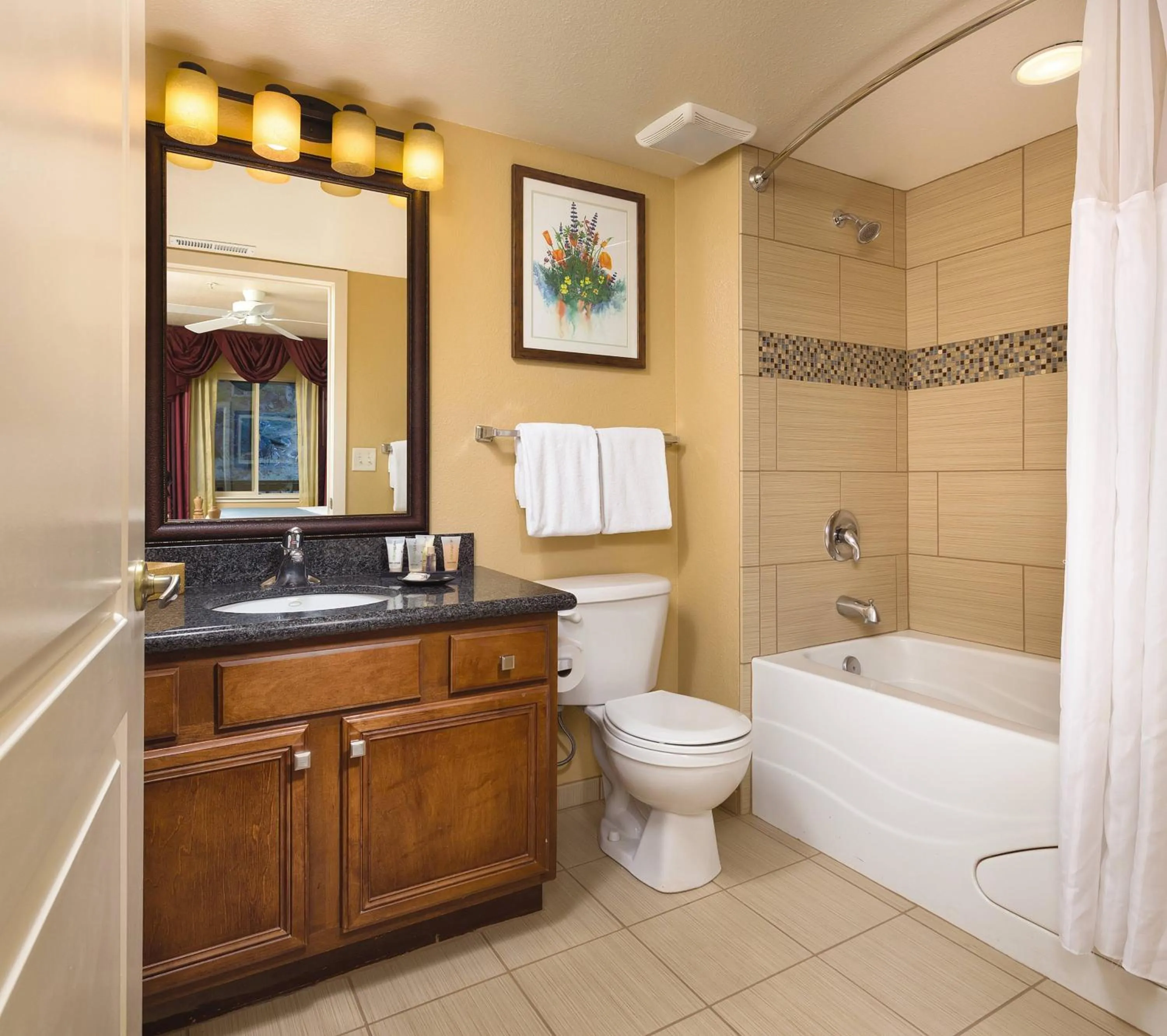 Photo of the whole room in WorldMark South Shore