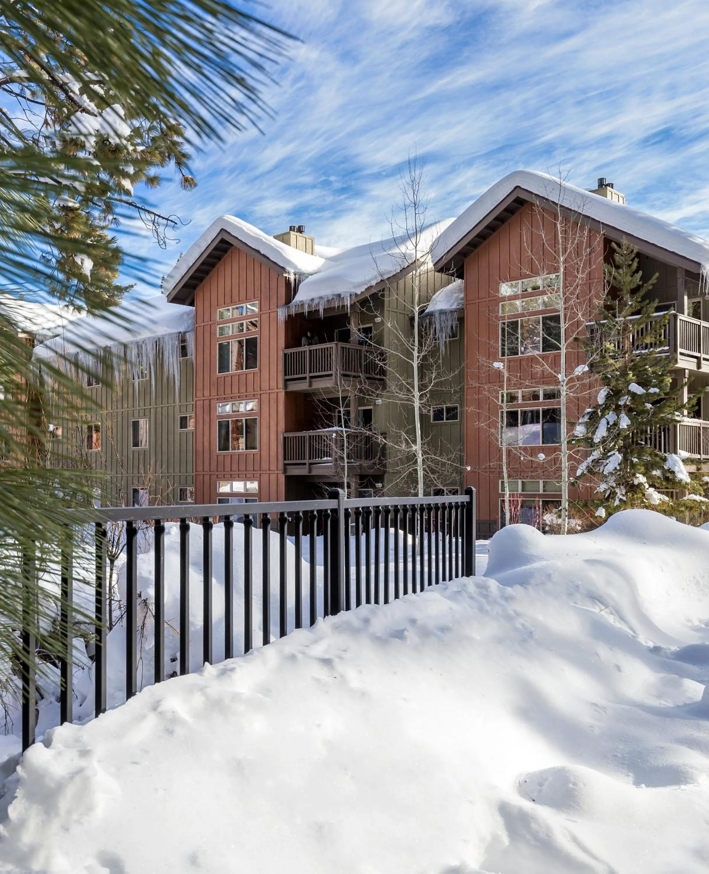 Property building in WorldMark South Shore