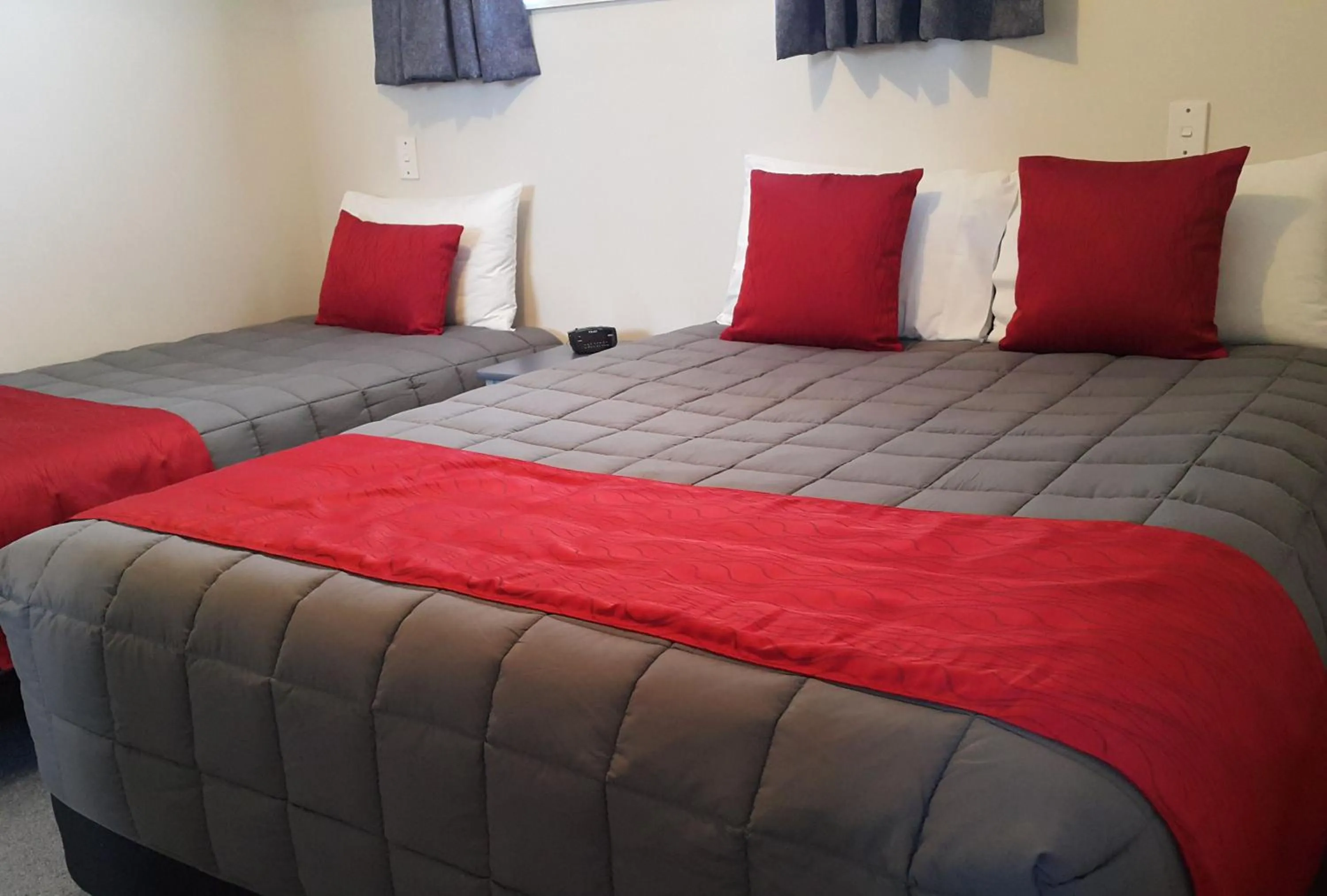 Bed in Avon City Motel