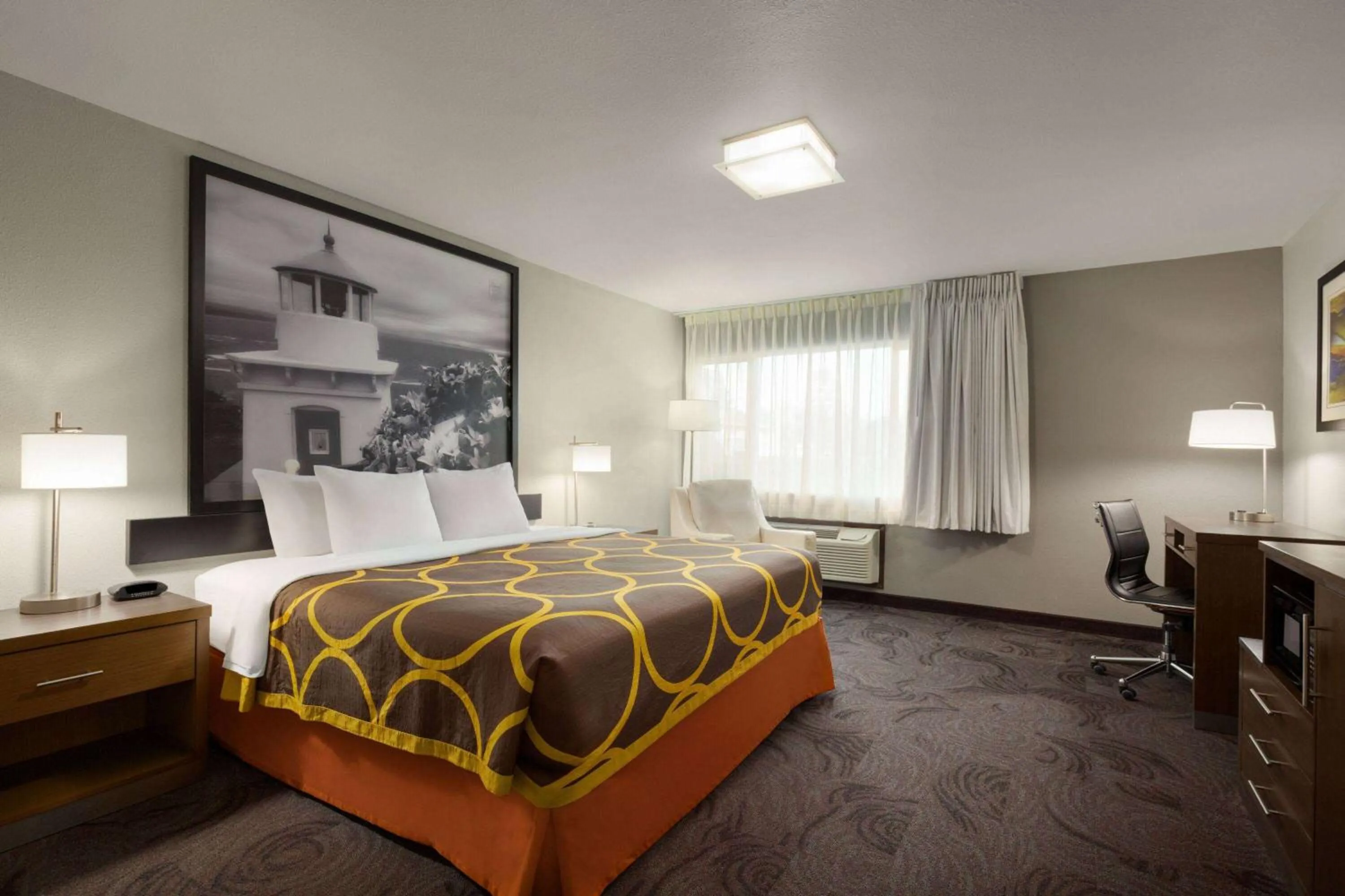 Photo of the whole room, Bed in Super 8 by Wyndham Eureka