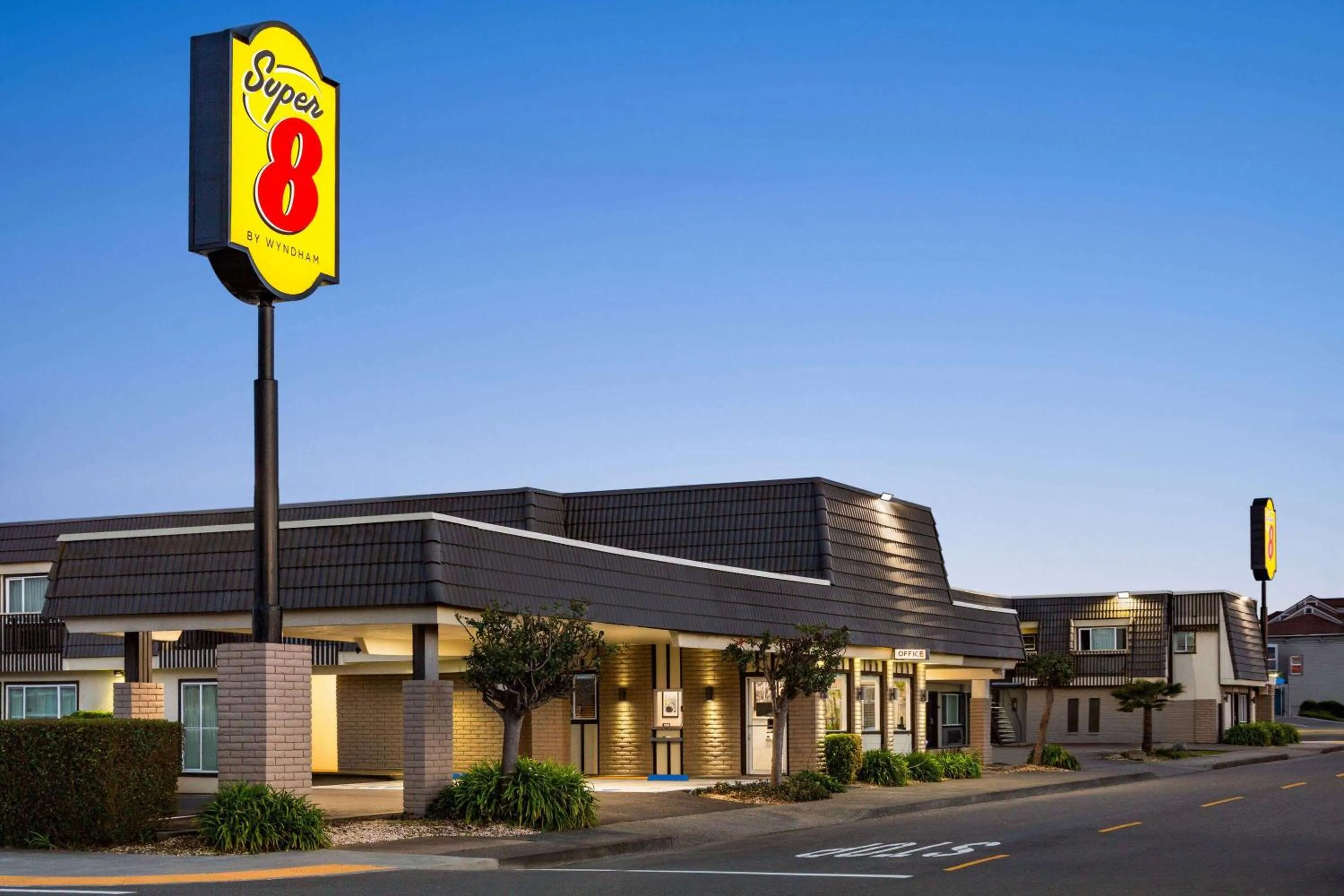 Property building in Super 8 by Wyndham Eureka