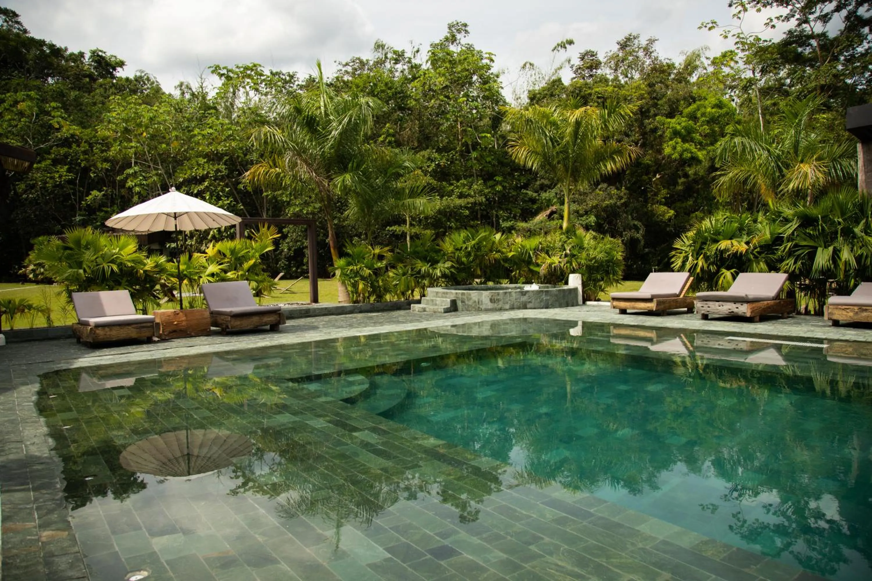Swimming pool in El Rio Hotel