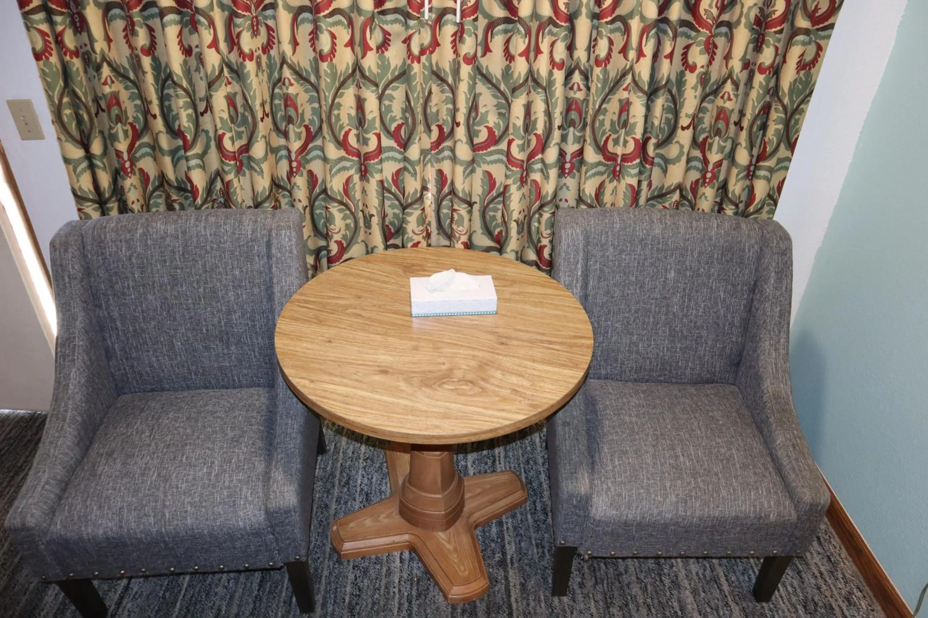 Seating area in Silver Sands Motel