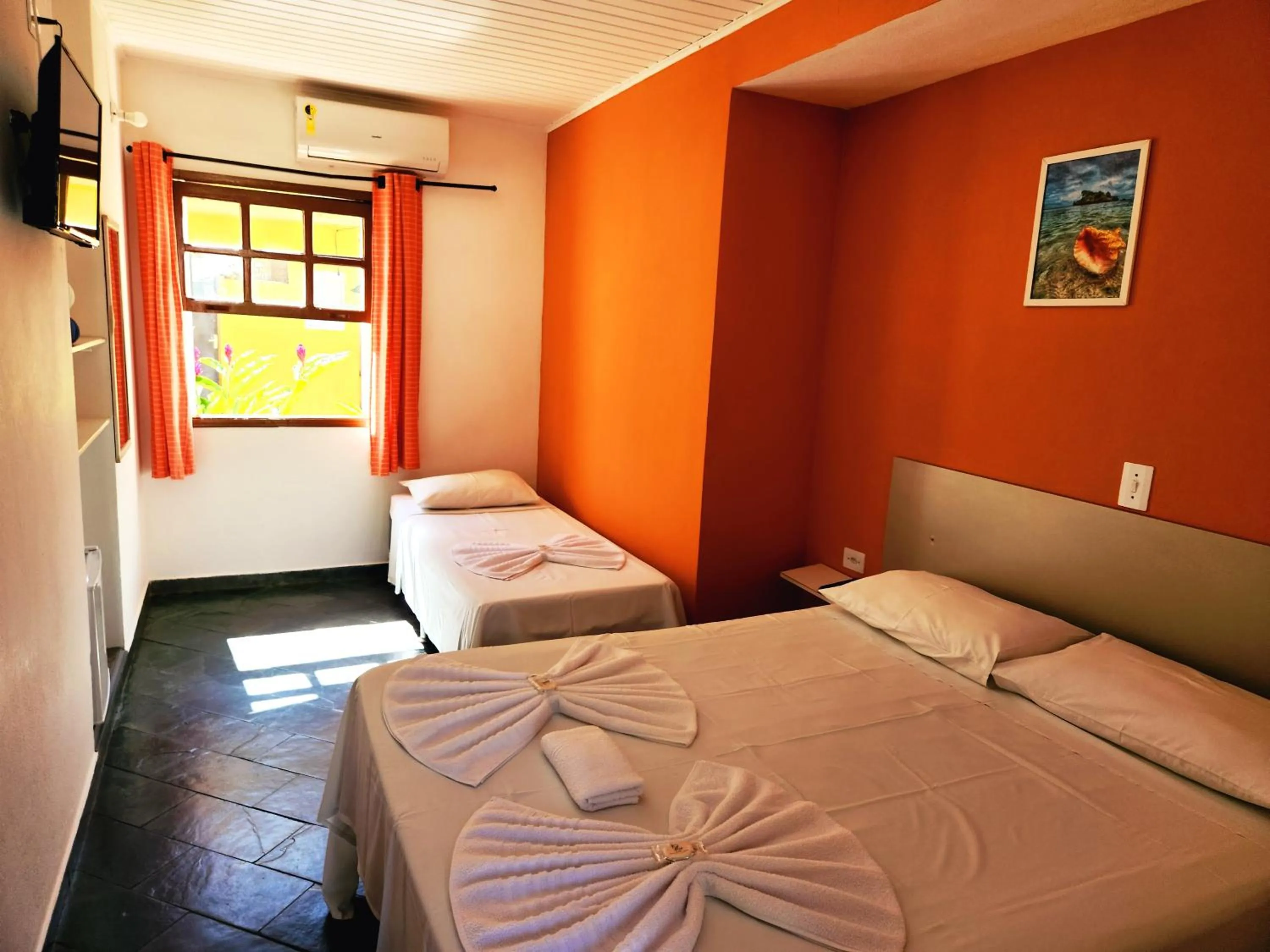 Bedroom, Bed in Pousada Viva Ubatuba