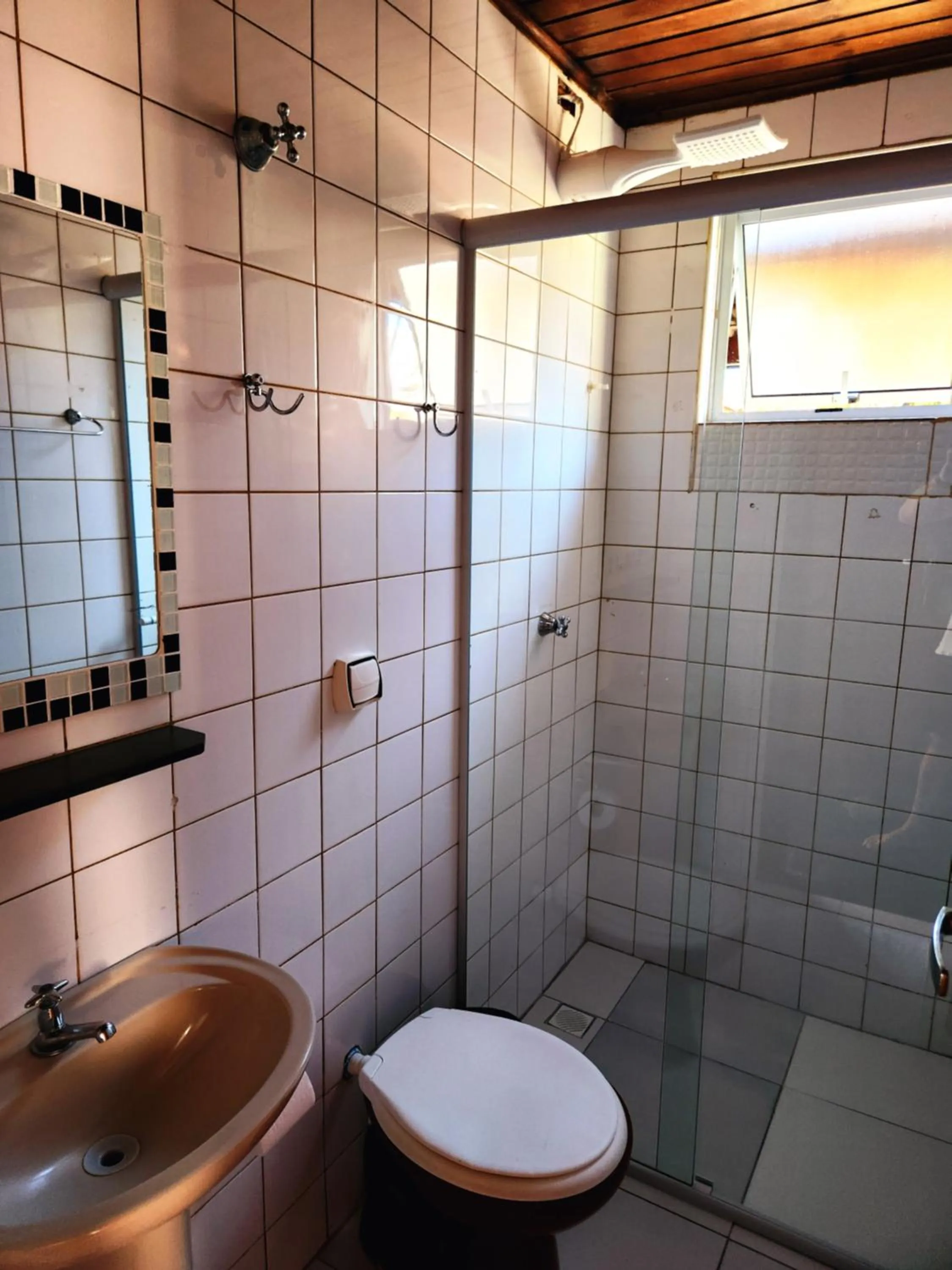 Shower in Pousada Viva Ubatuba