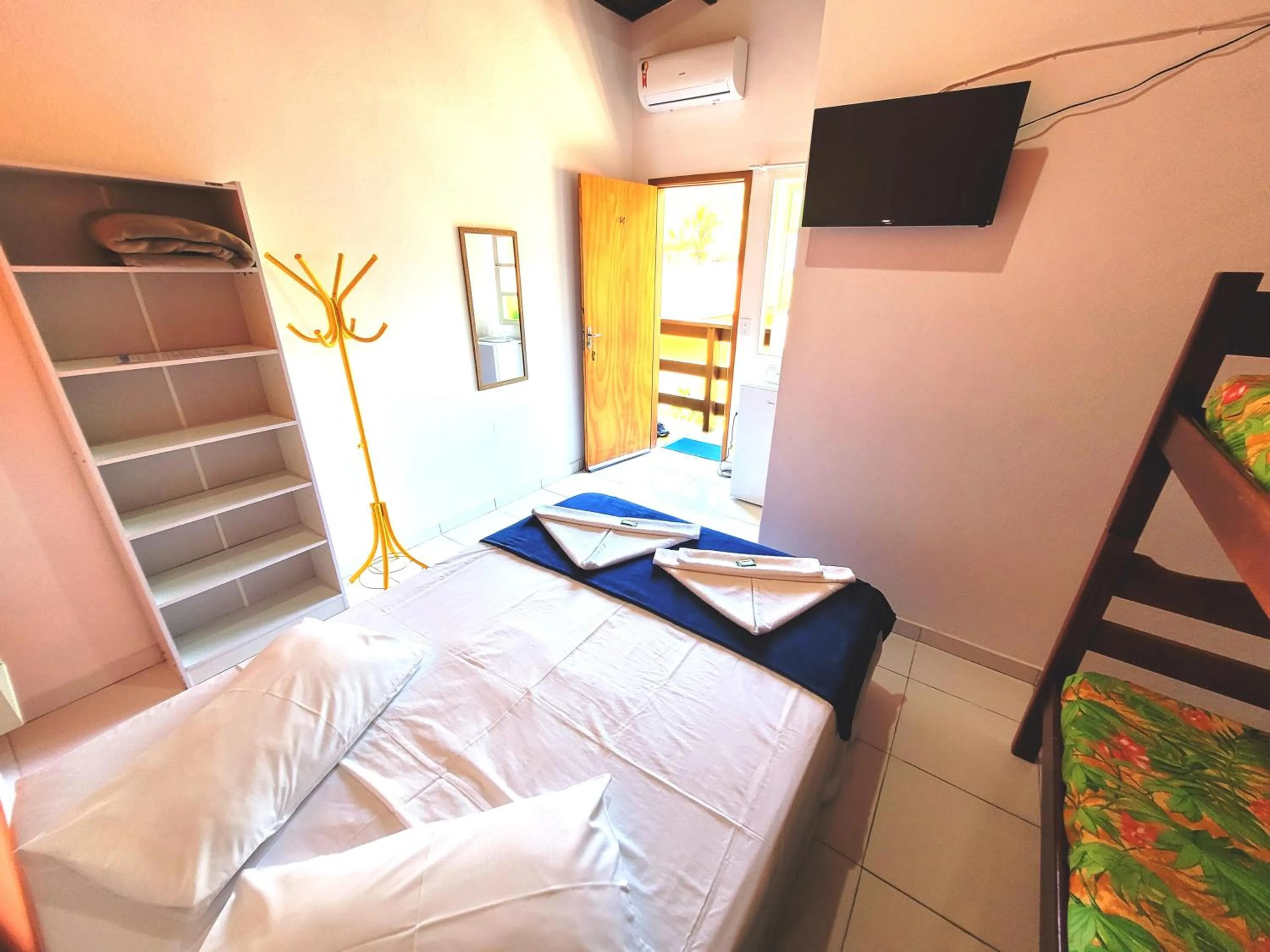 Bedroom, Bed in Pousada Viva Ubatuba