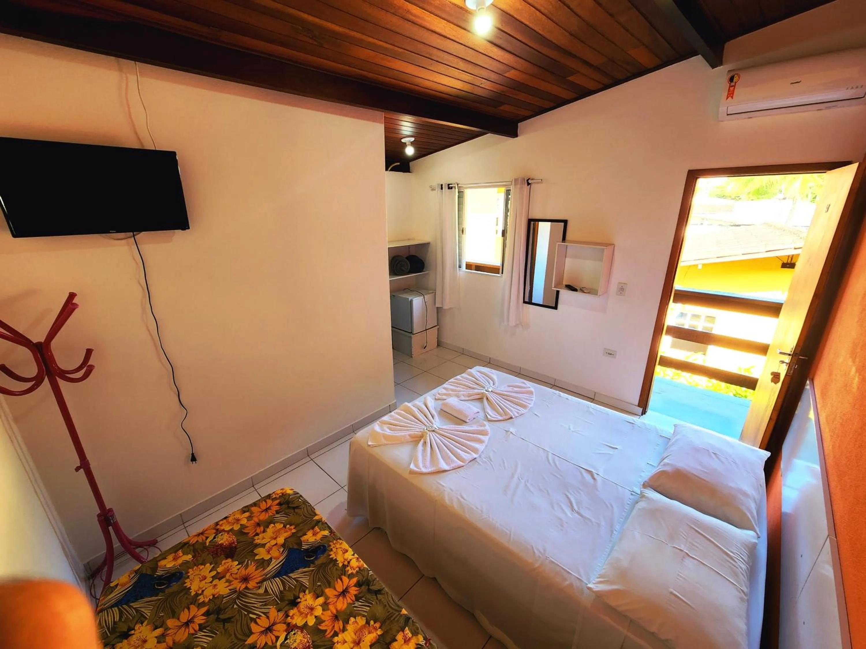 Bedroom, Bed in Pousada Viva Ubatuba