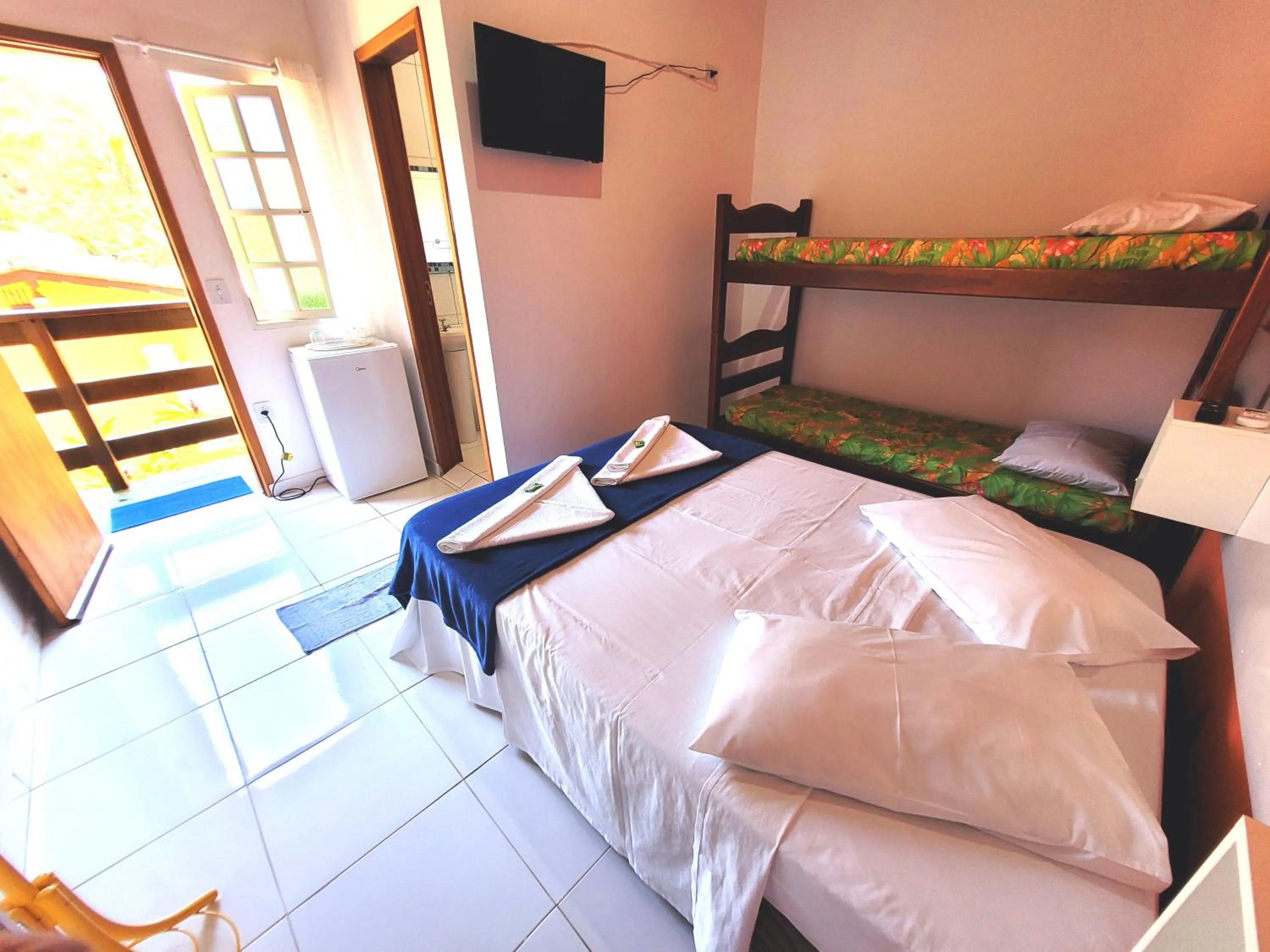 Bedroom, Bed in Pousada Viva Ubatuba