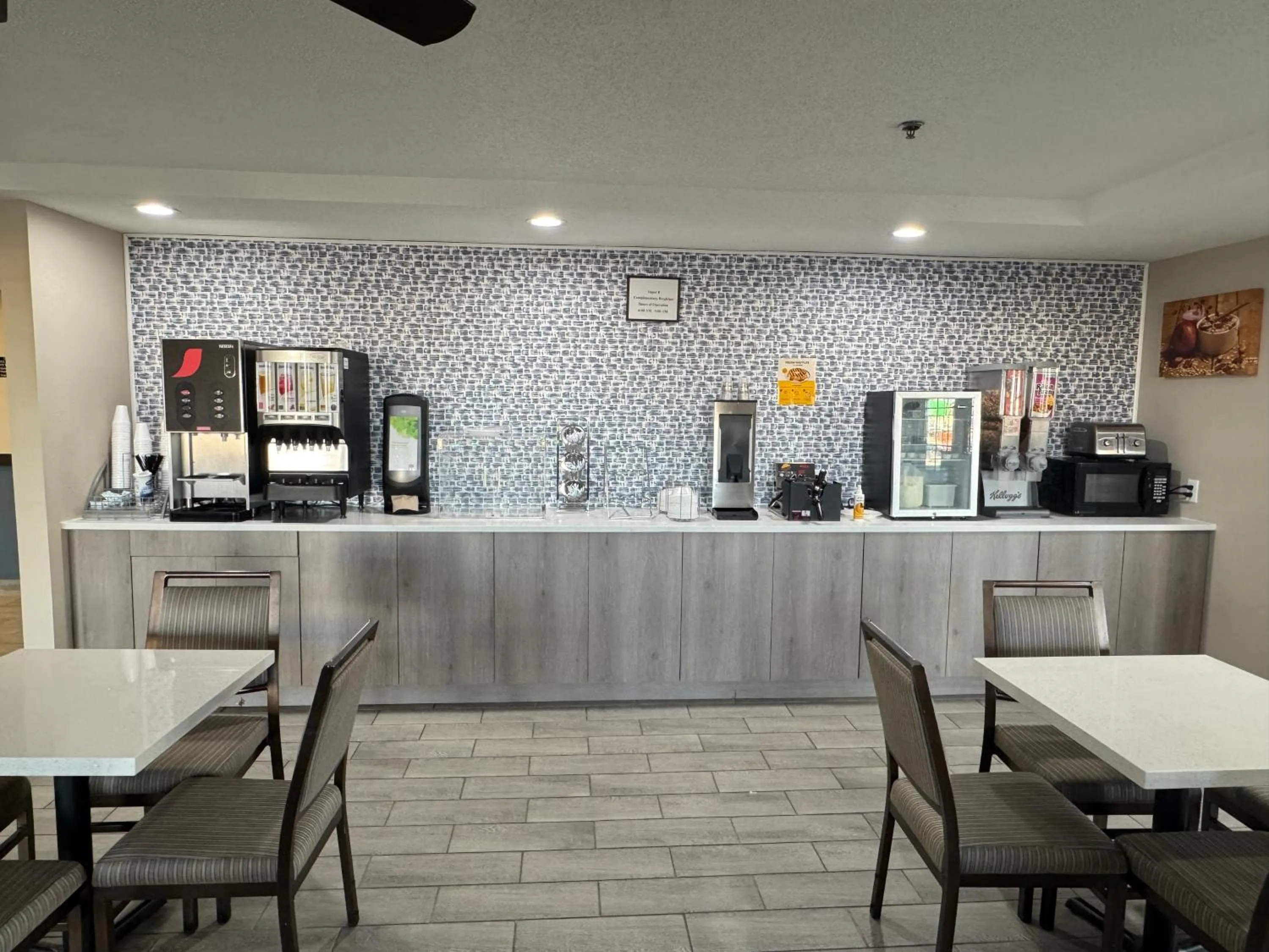 Breakfast in Super 8 by Wyndham Reedsburg