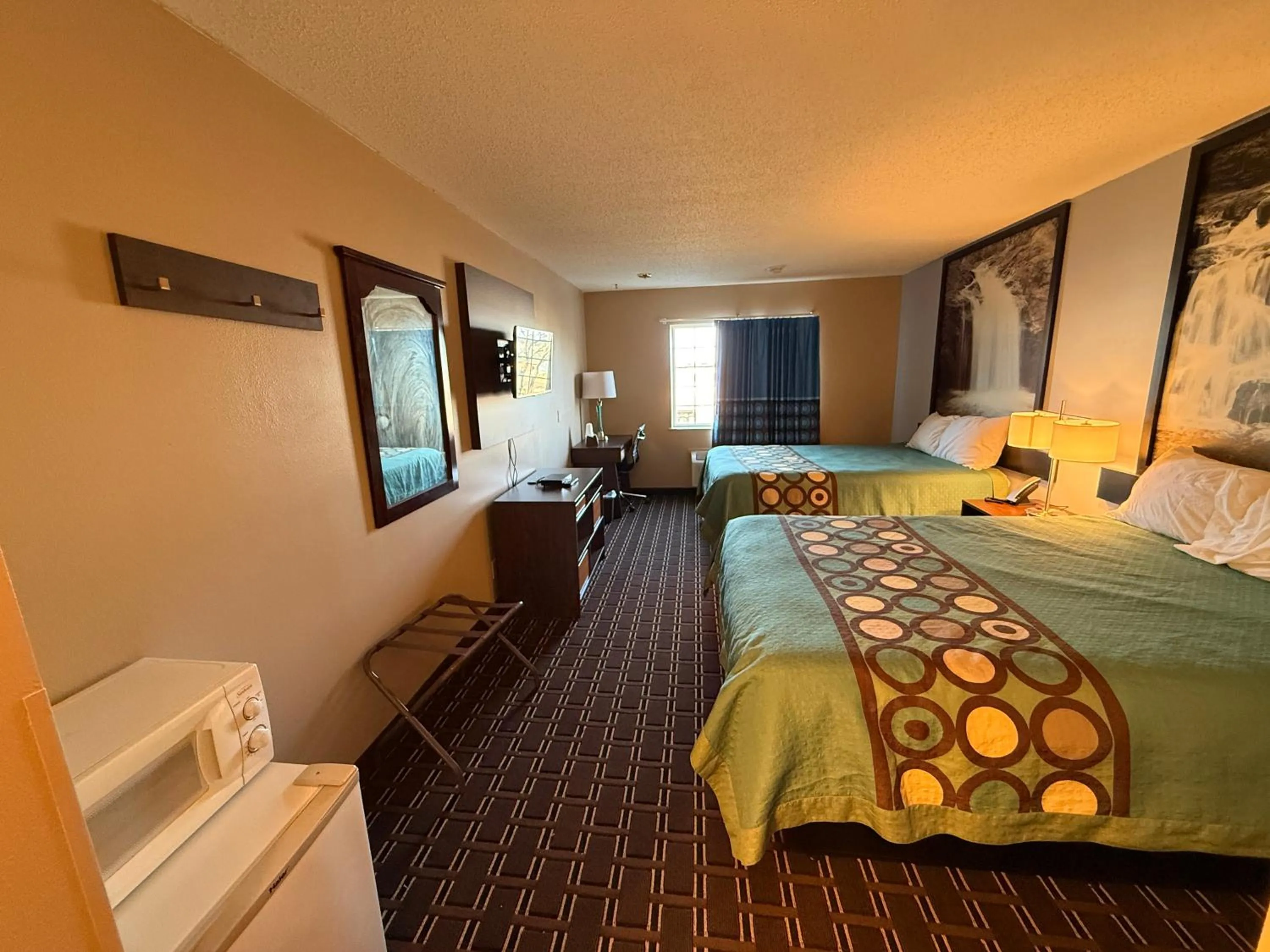 Bed in Super 8 by Wyndham Reedsburg