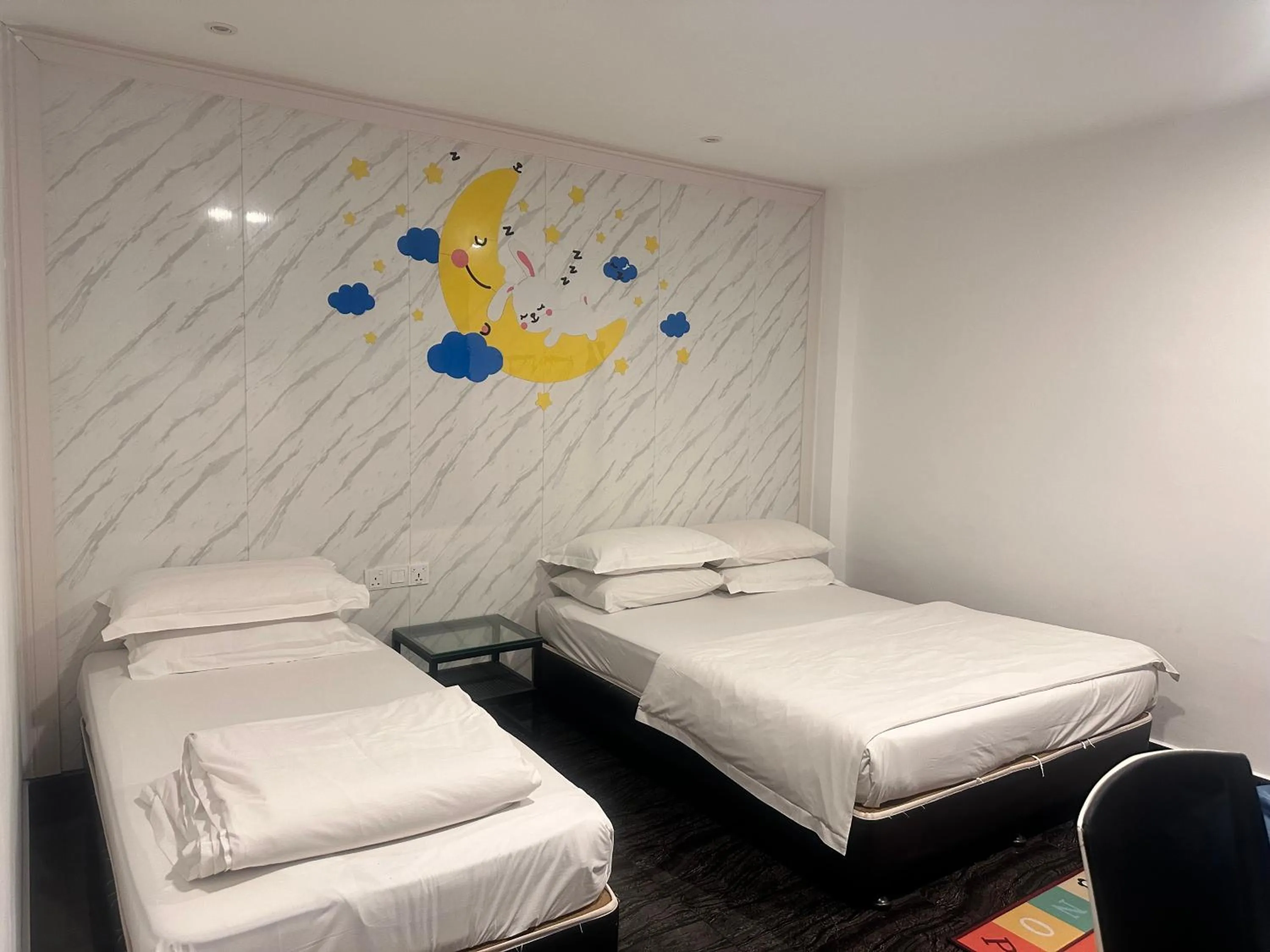 Bed in M Design Hotel @ Taman Pertama