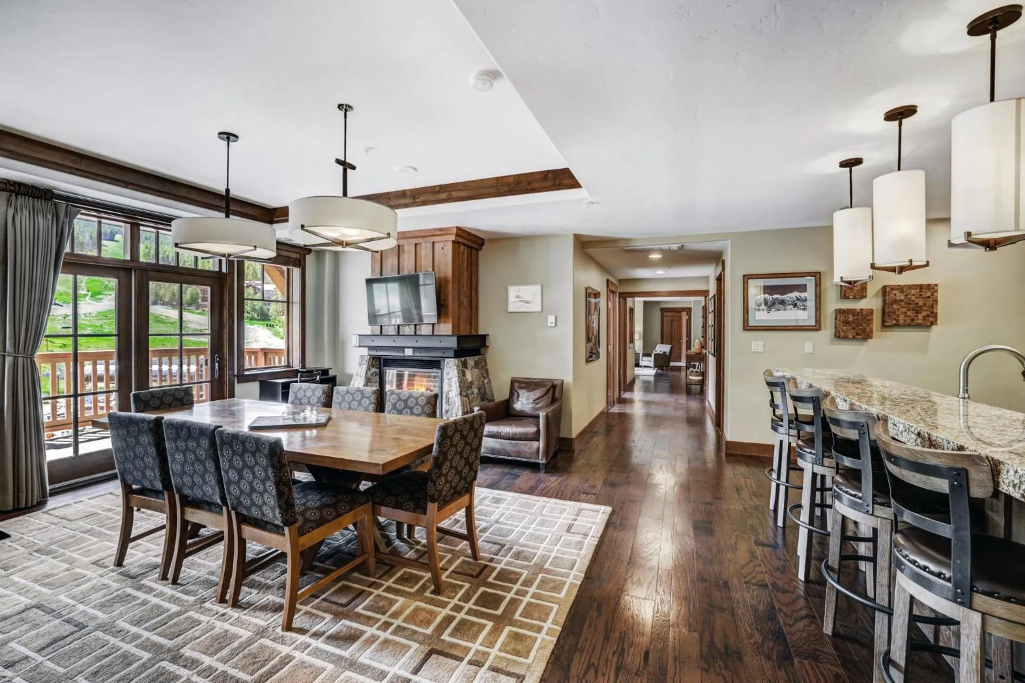 Living room in One Ski Hill, A RockResort