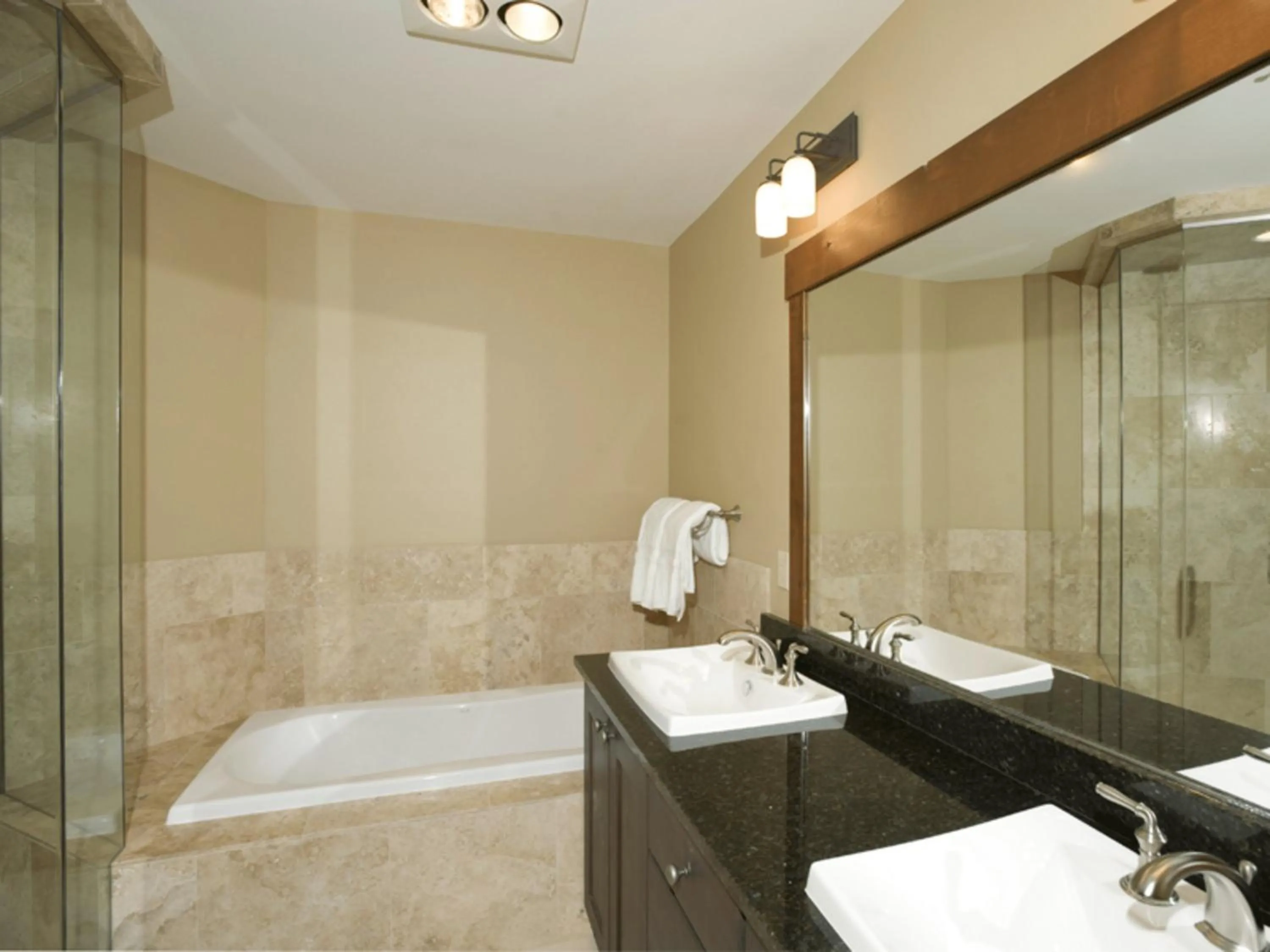 Bathroom in One Ski Hill, A RockResort