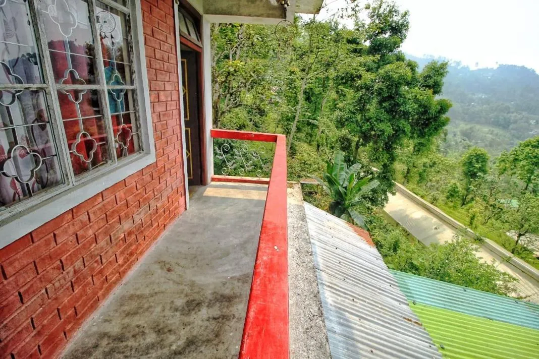 Balcony/Terrace in Shraddha Homestay - Aritar