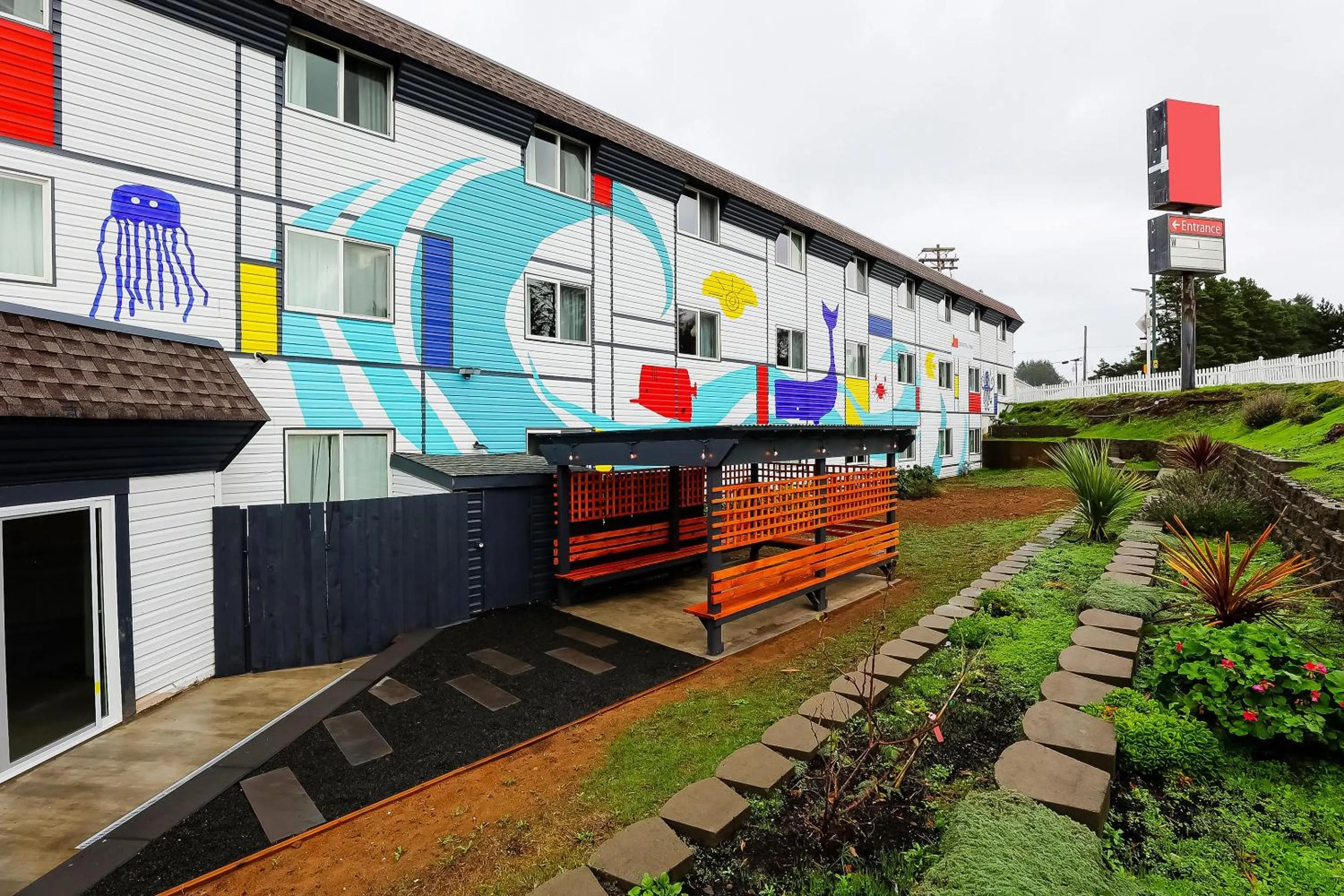 Facade/entrance in Coastal Inn by OYO Lincoln City - Oregon Coast Hwy