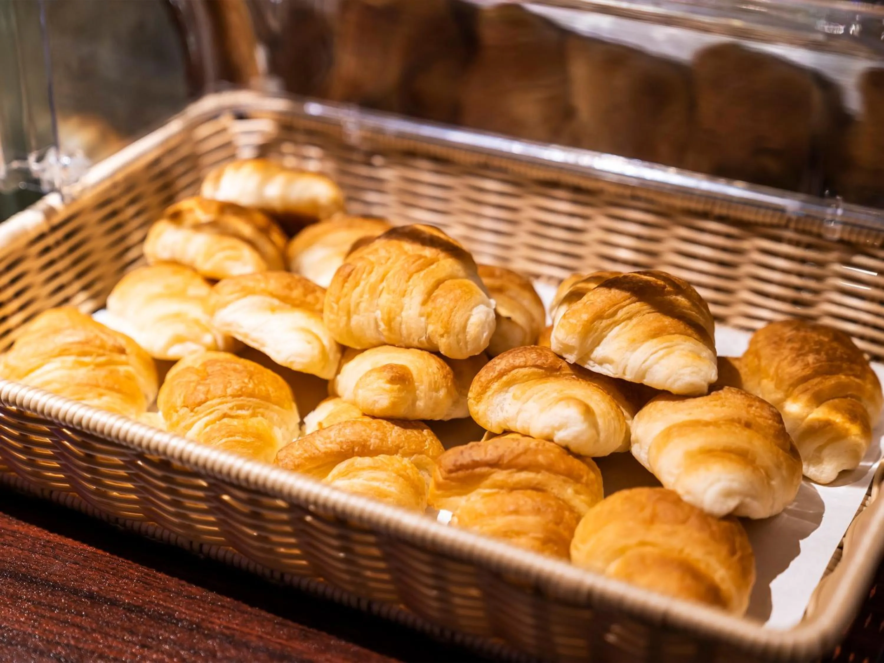 Food and drinks in Hotel Petit Bali Garden Shin Okubo - Shinjuku Sta 10min walk -