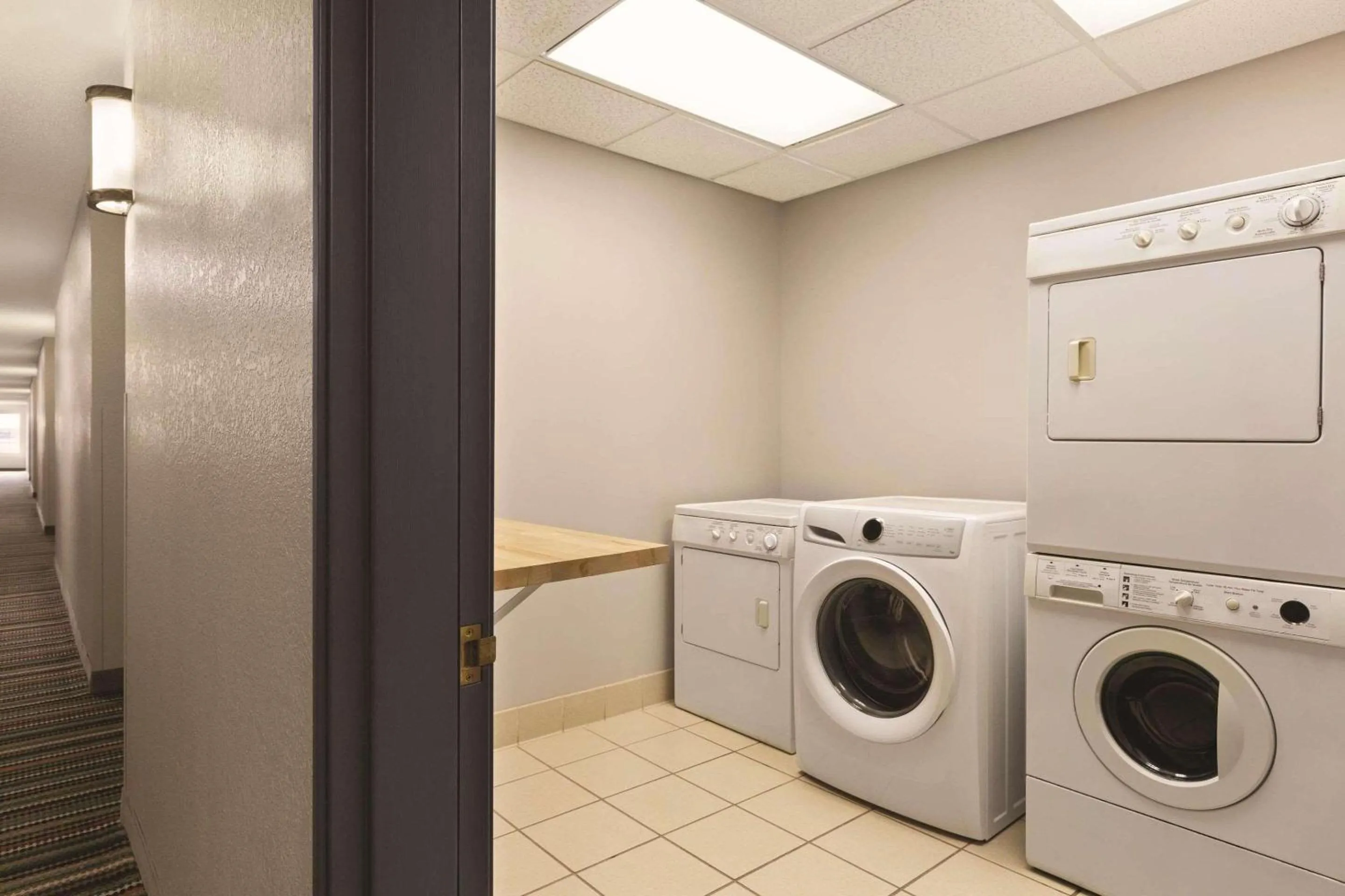 Other in Country Inn & Suites by Radisson, Willmar, MN