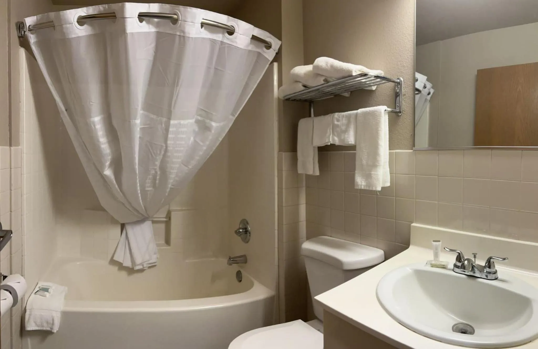 Bathroom in Super 8 by Wyndham Quartzsite AZ