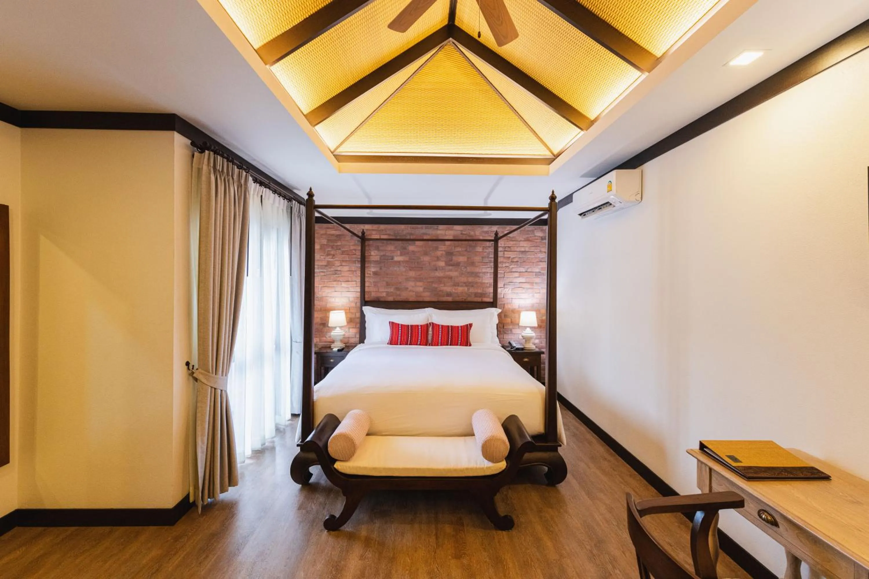 Bedroom, Bed in El Barrio Lanna