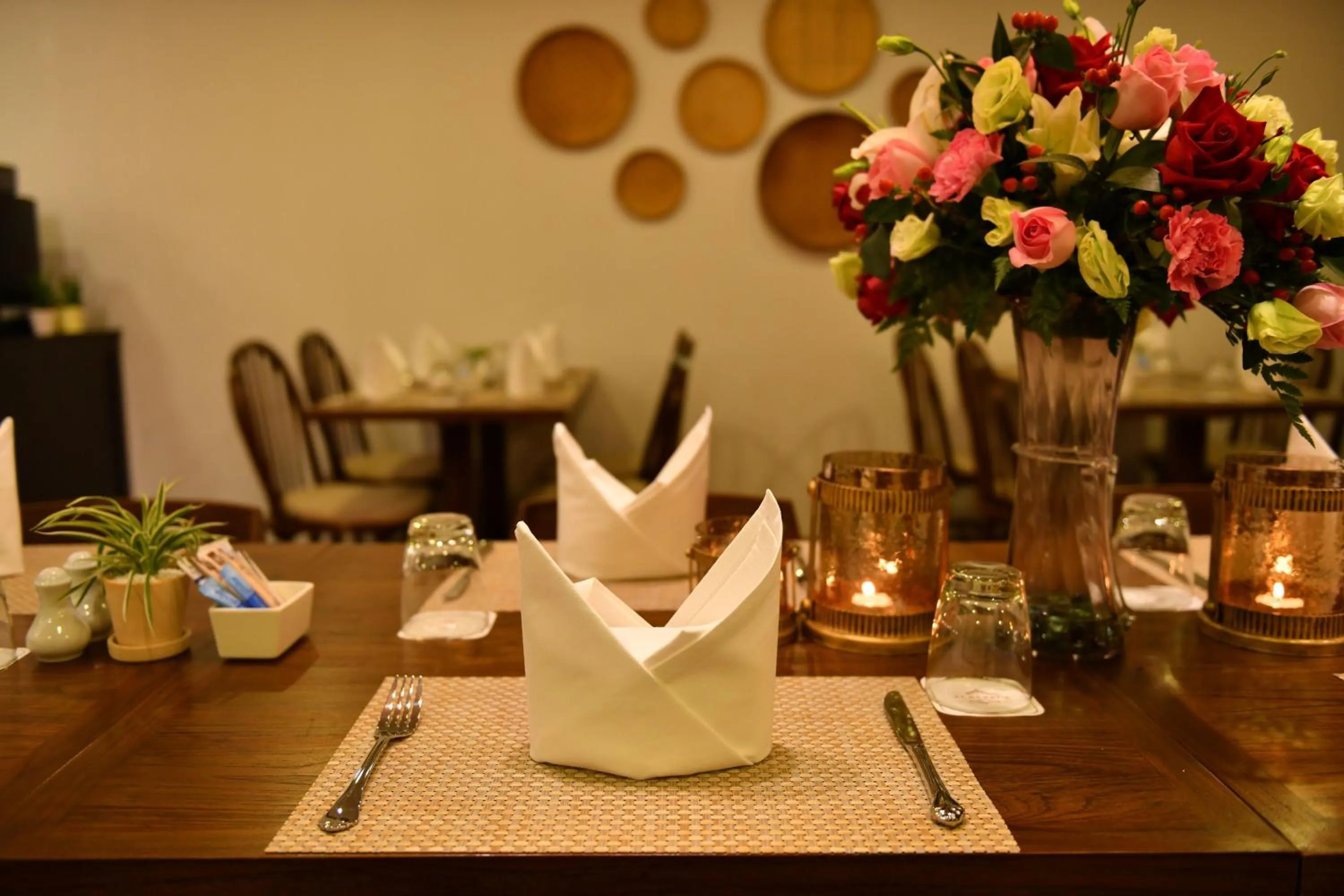 Restaurant/places to eat in El Barrio Lanna