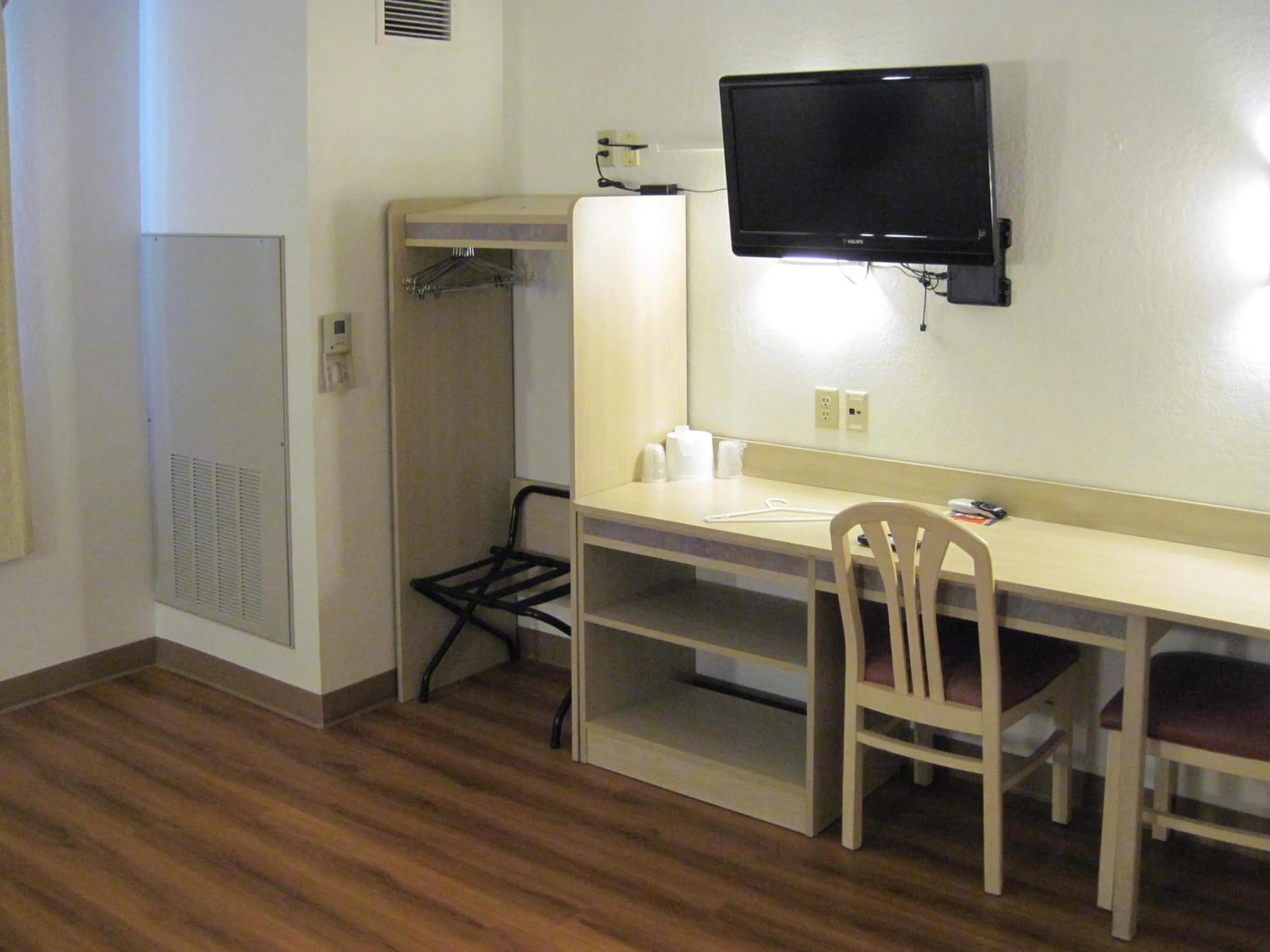 Area and facilities in Motel 6-Avoca, IA