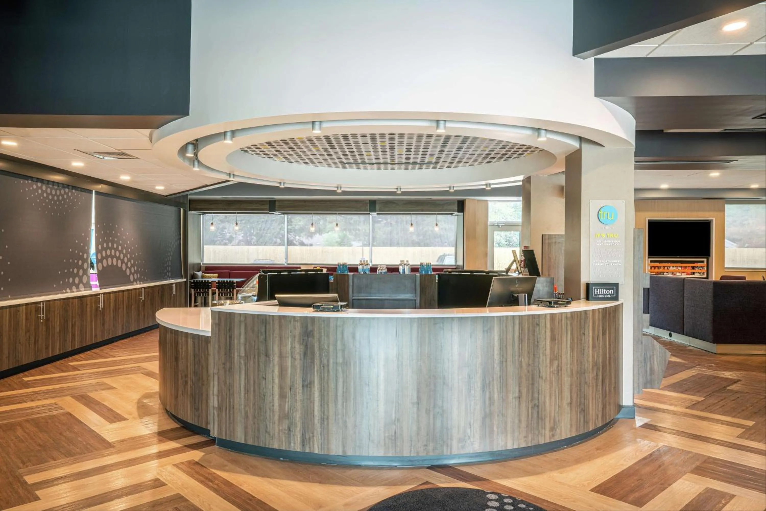 Lobby or reception in Tru By Hilton Greenville