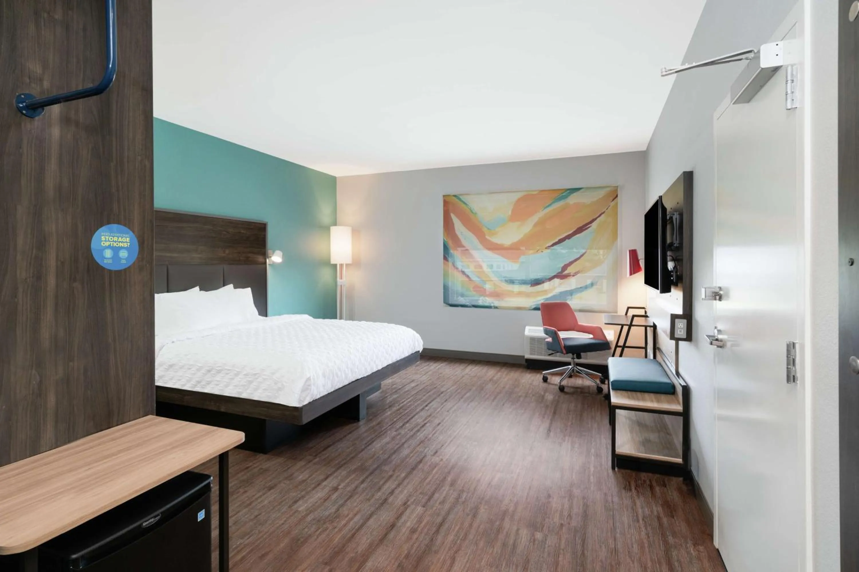 Bedroom, Bed in Tru By Hilton Greenville