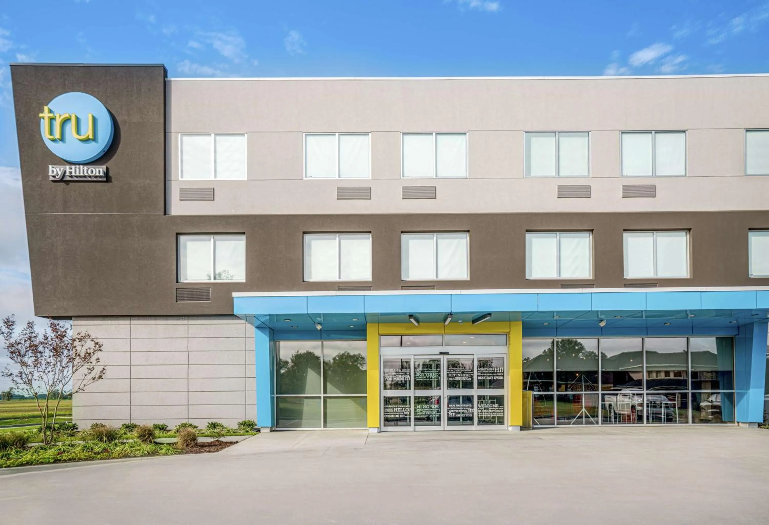 Property building in Tru By Hilton Greenville