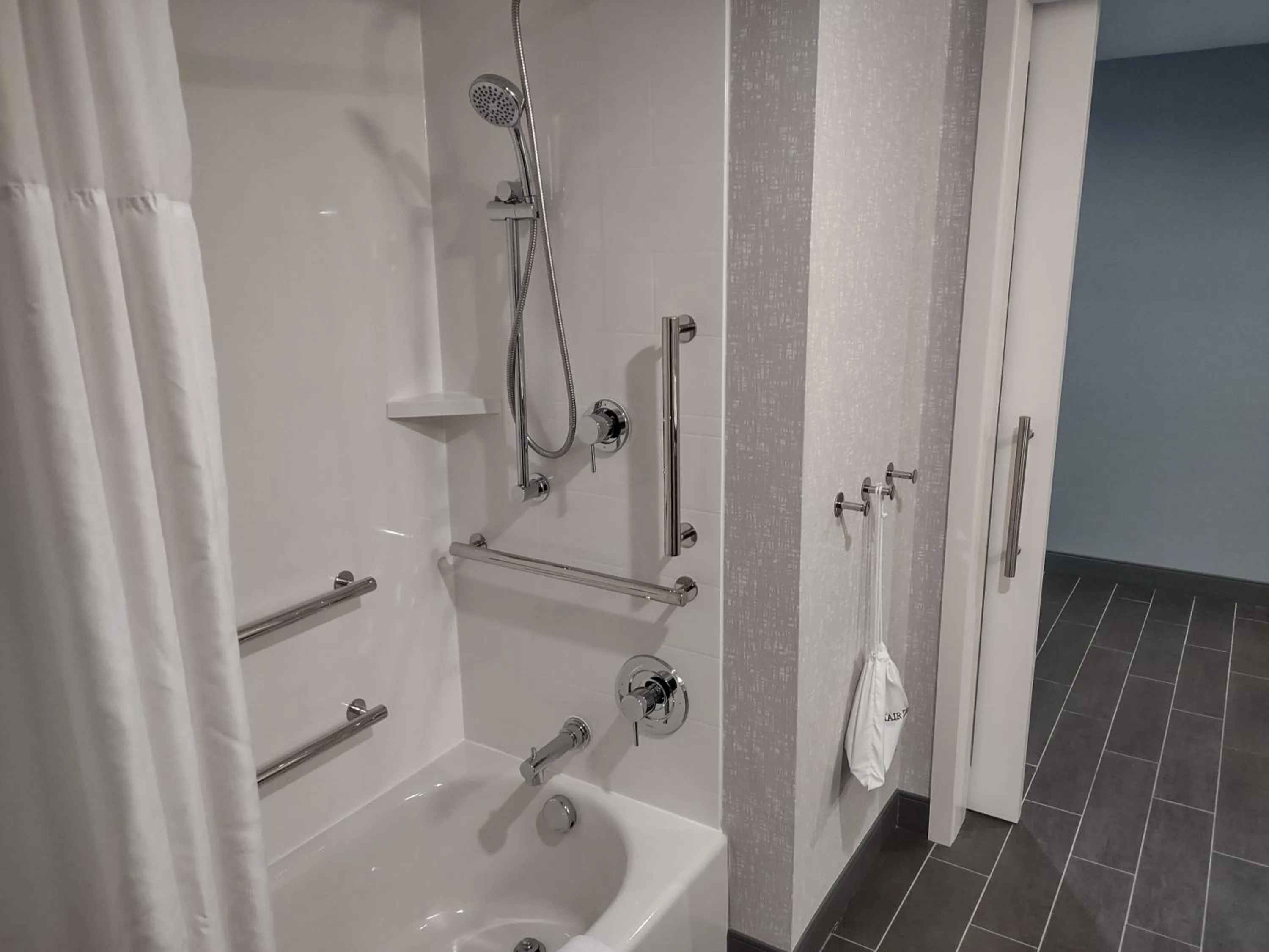 Shower in Hampton Inn & Suites Pittsburgh New Stanton PA