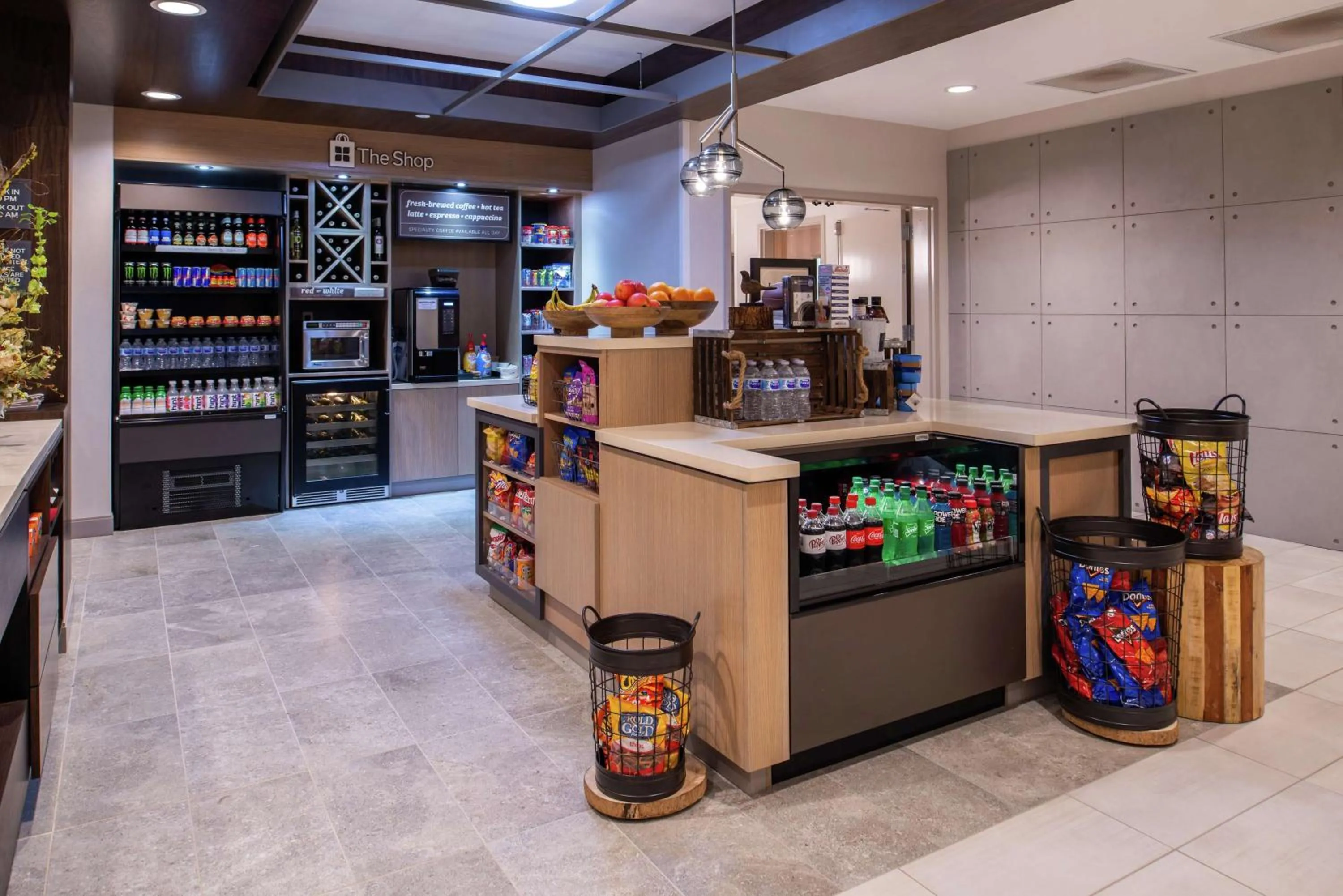 Restaurant/places to eat in Hilton Garden Inn Kansas City Airport Mo