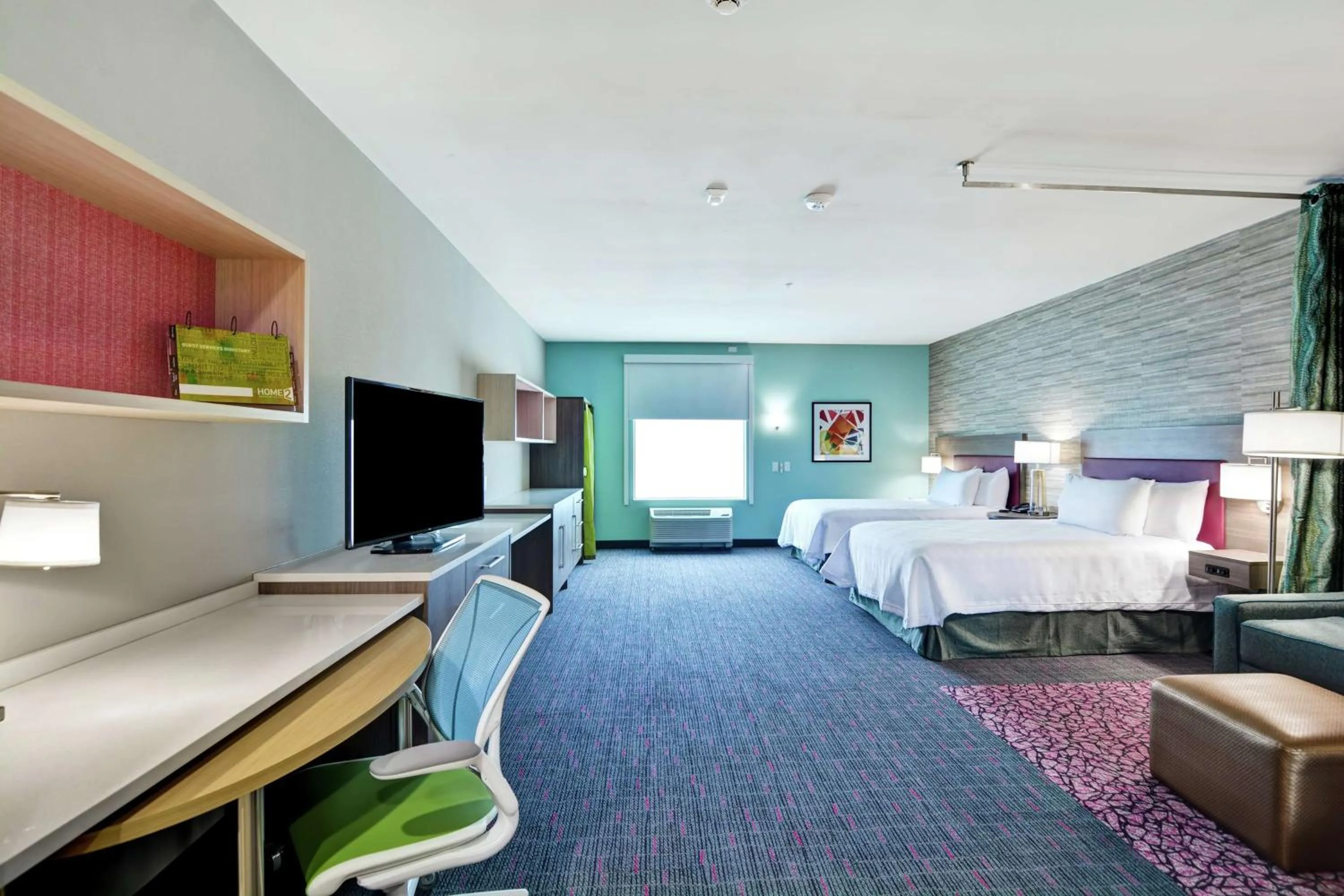 Bedroom, Bed in Home2 Suites By Hilton Pecos Tx