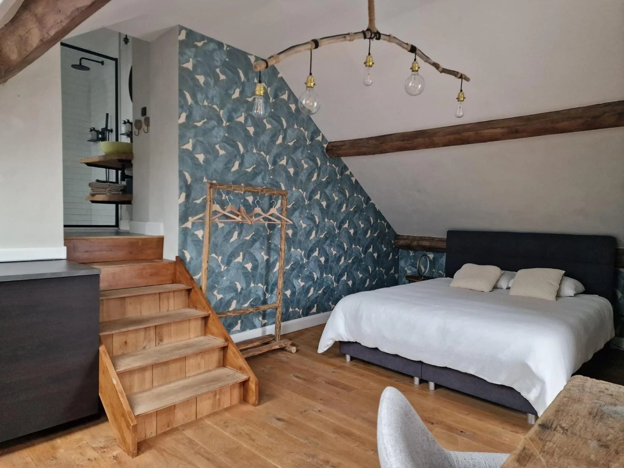 Bed in Monsieur Doute