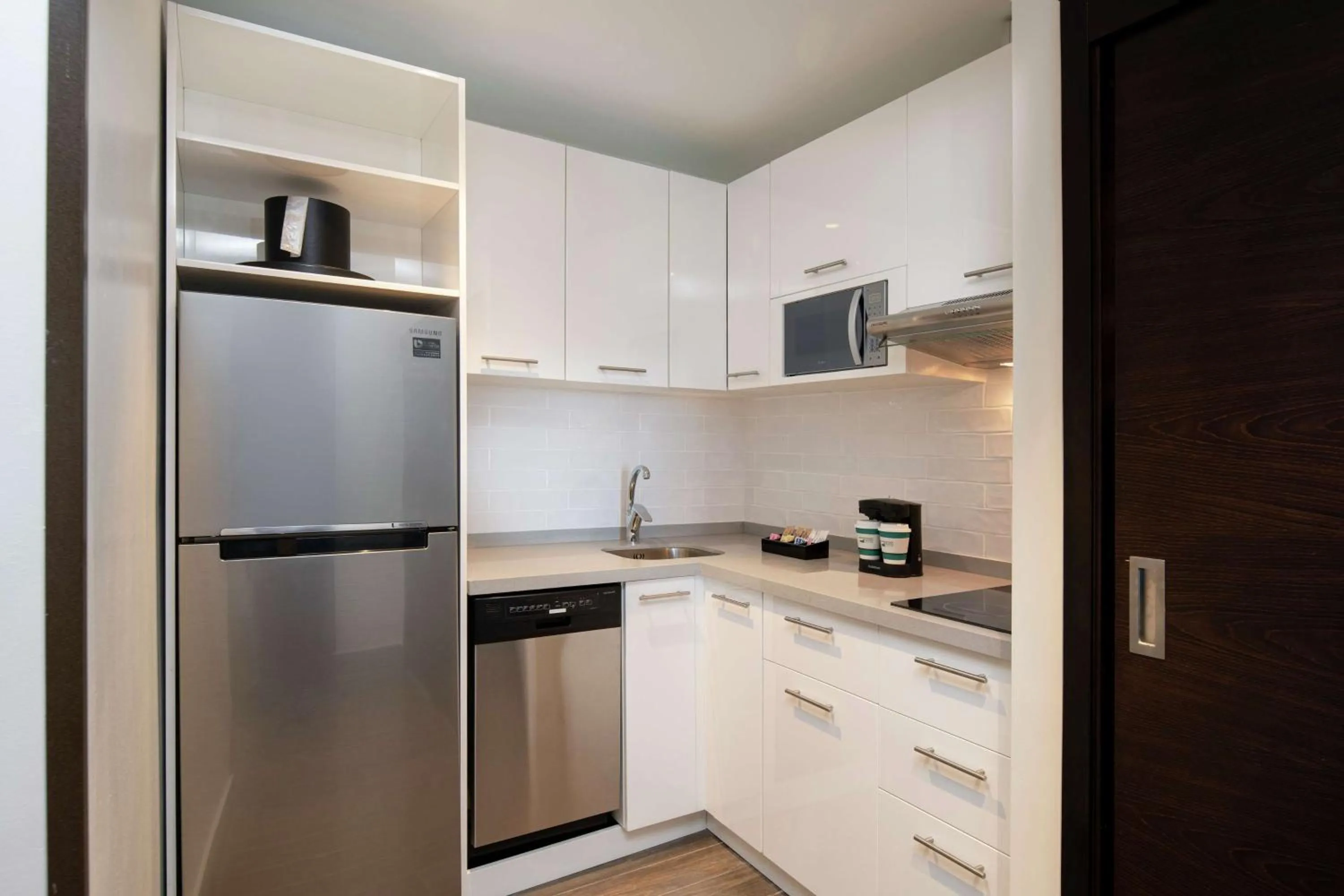 Kitchen or kitchenette in Homewood Suites By Hilton Santo Domingo