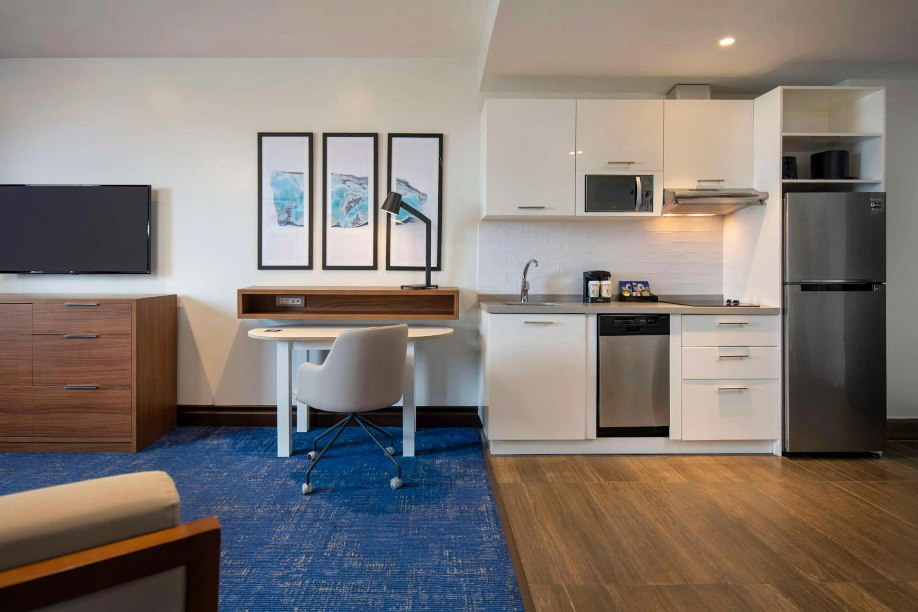 Kitchen or kitchenette in Homewood Suites By Hilton Santo Domingo