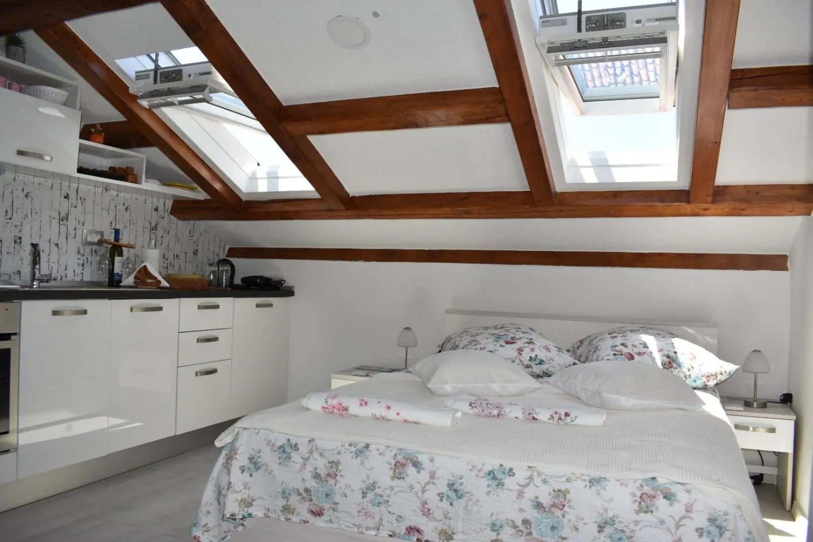 Dante Apartment (Sweet apartment for two)