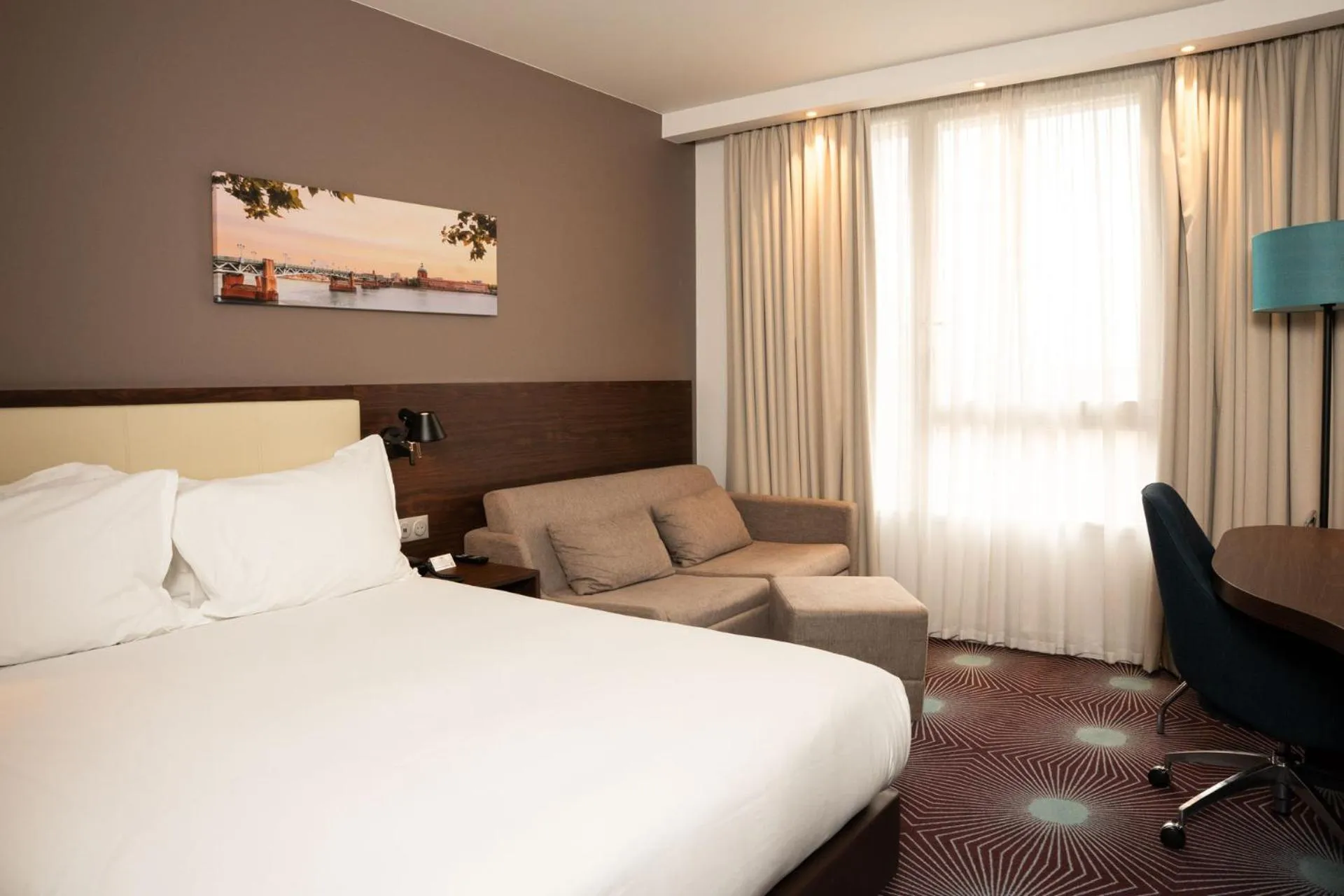 Bed in OSKO Hôtel Toulouse Aéroport