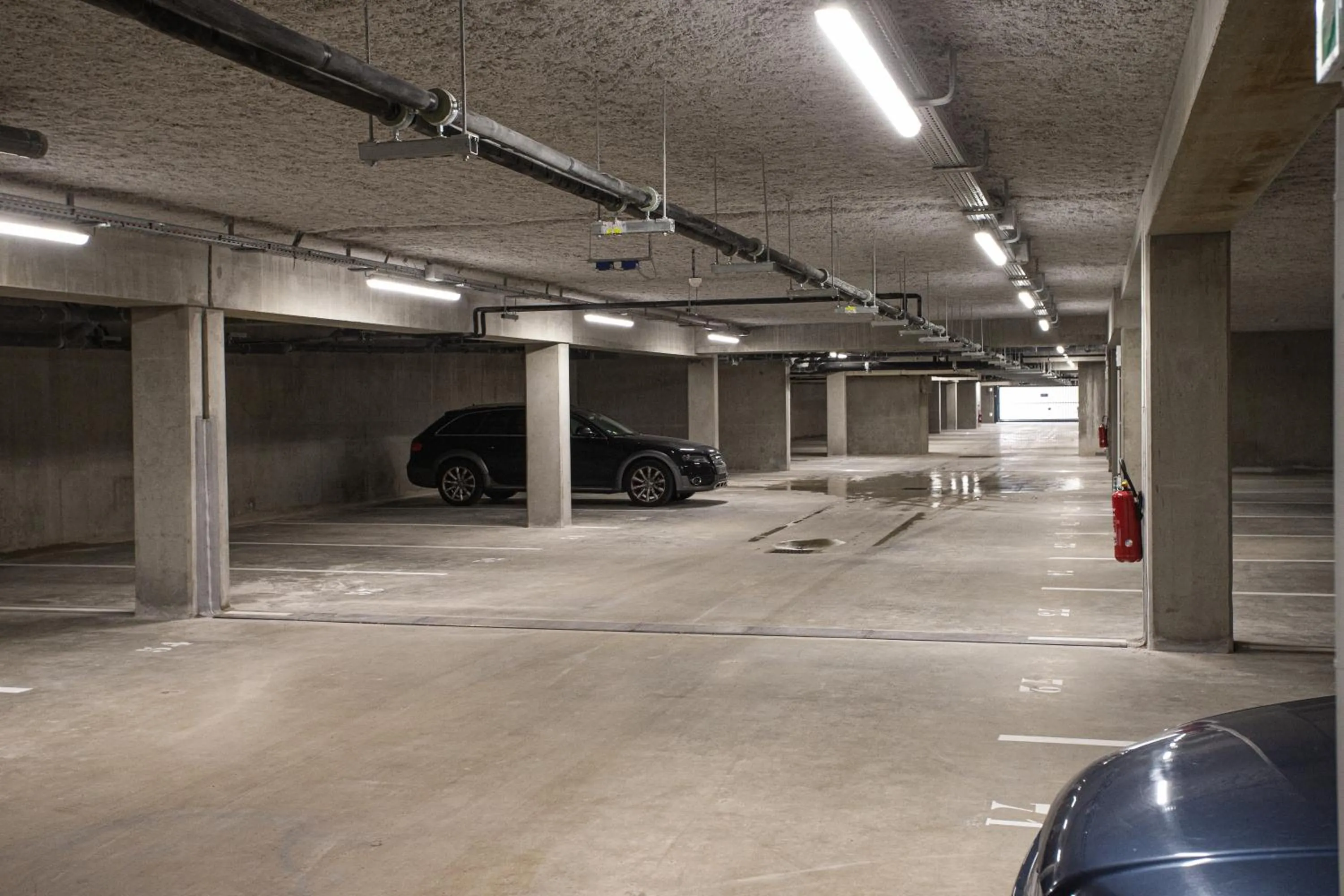 Parking in OSKO Hôtel Toulouse Aéroport