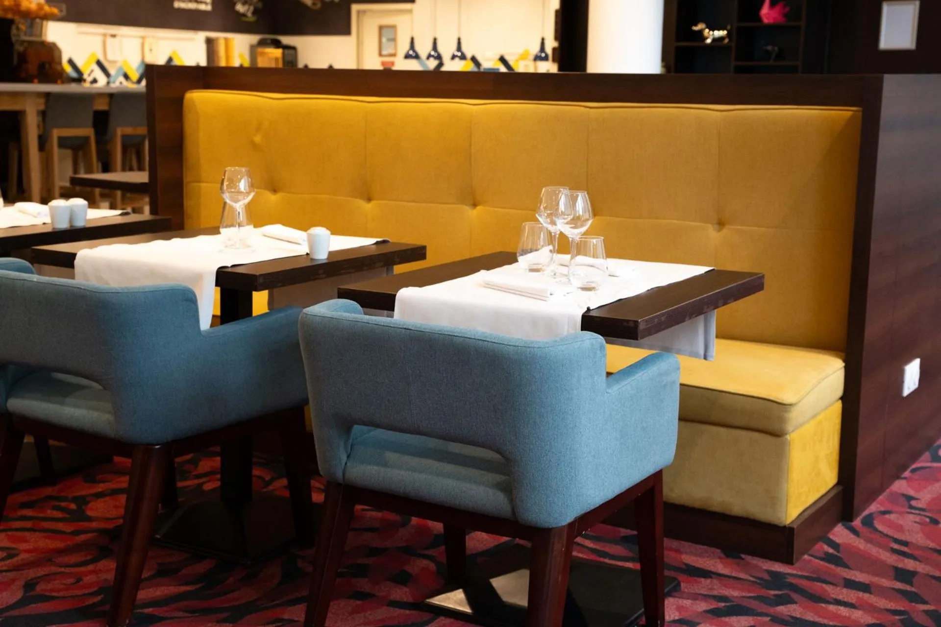 Restaurant/places to eat in OSKO Hôtel Toulouse Aéroport