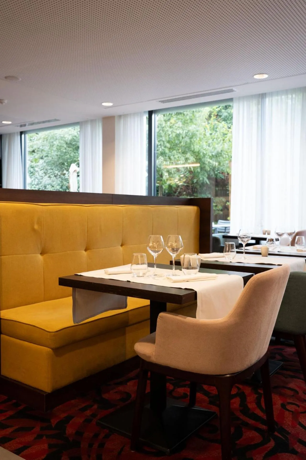 Restaurant/places to eat in OSKO Hôtel Toulouse Aéroport