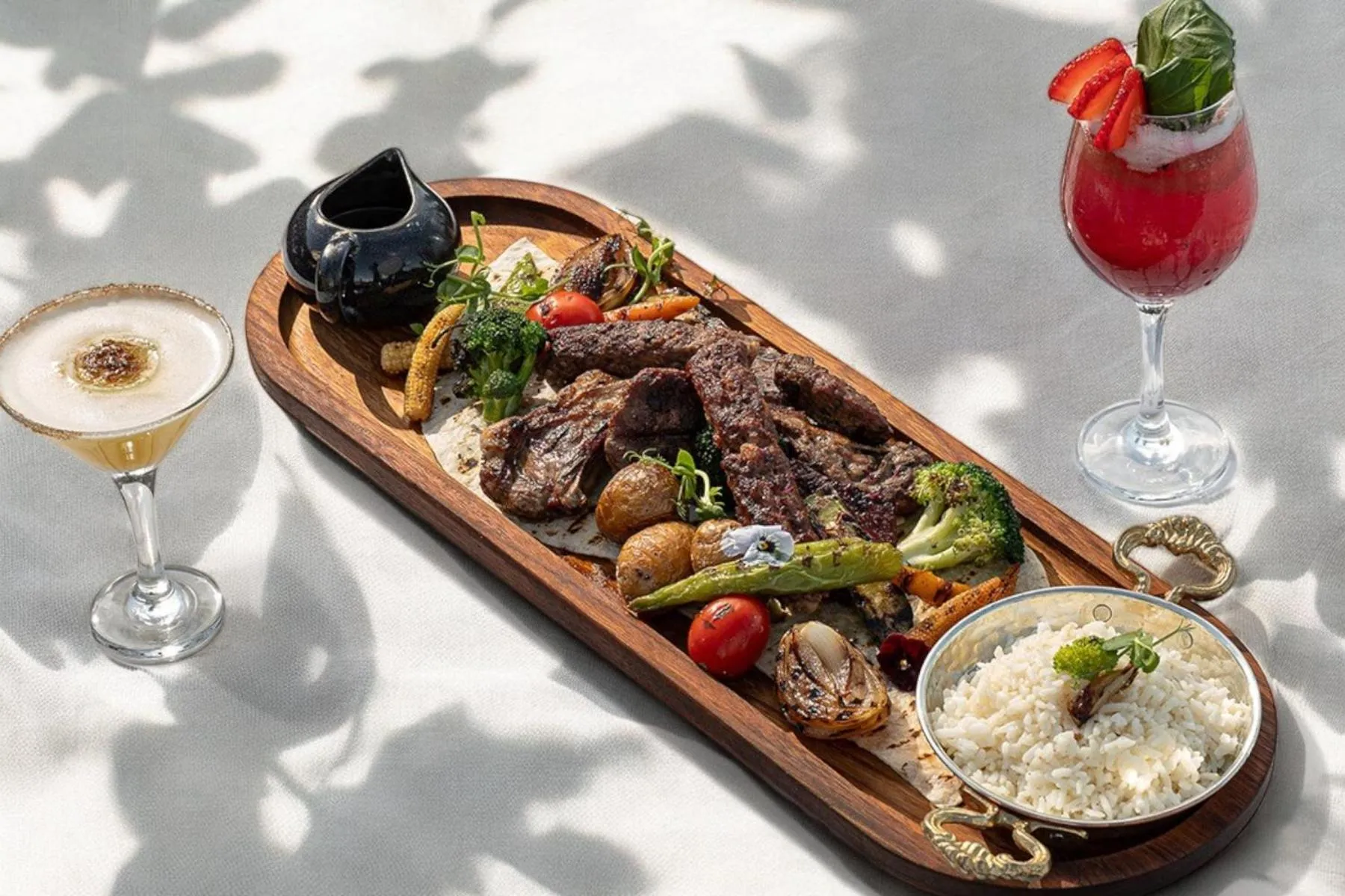 Restaurant/places to eat in Stayso The House Hotel