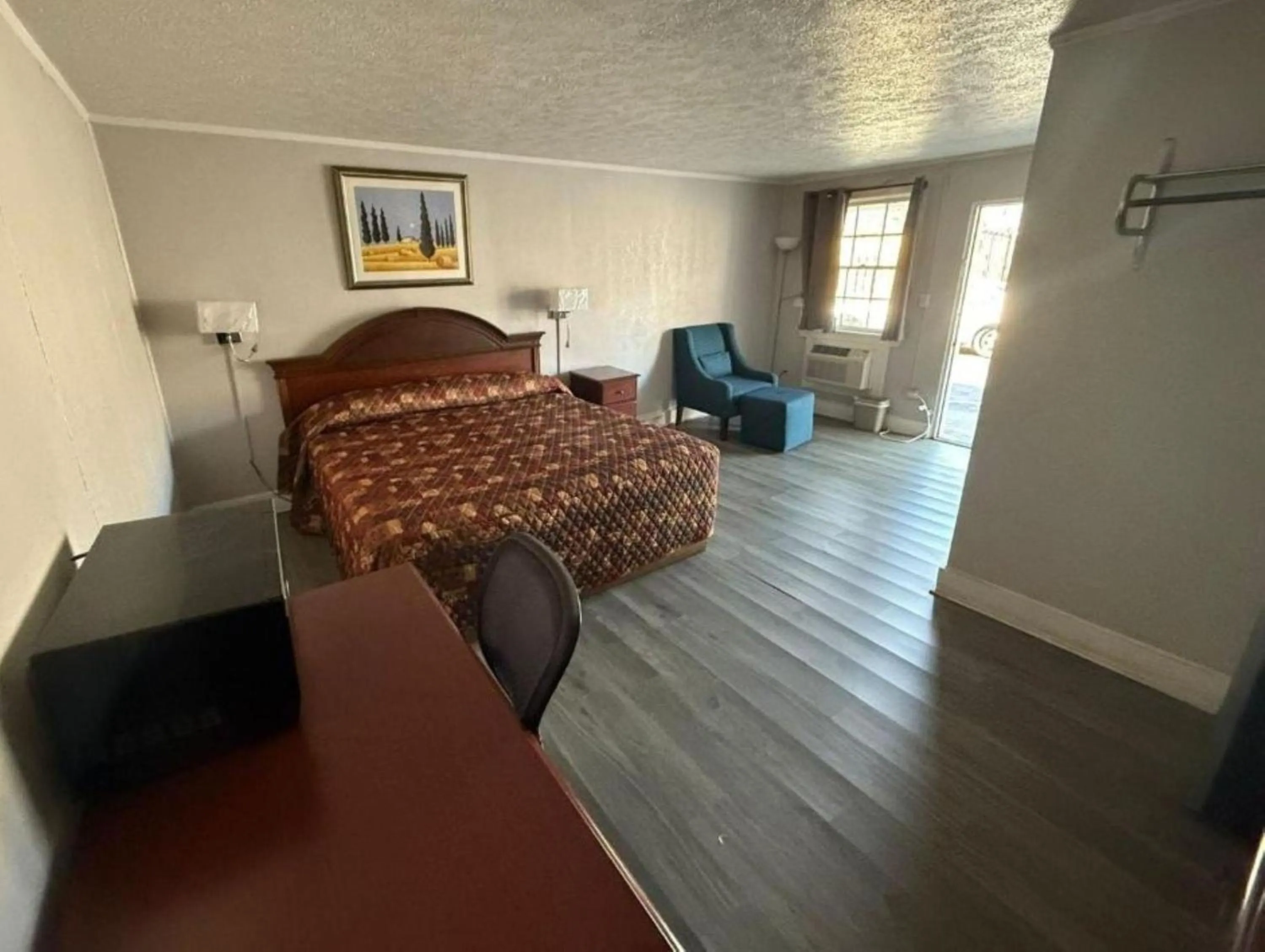 Bedroom, Bed in OYO Hotel Economy Inn US-29 Danville