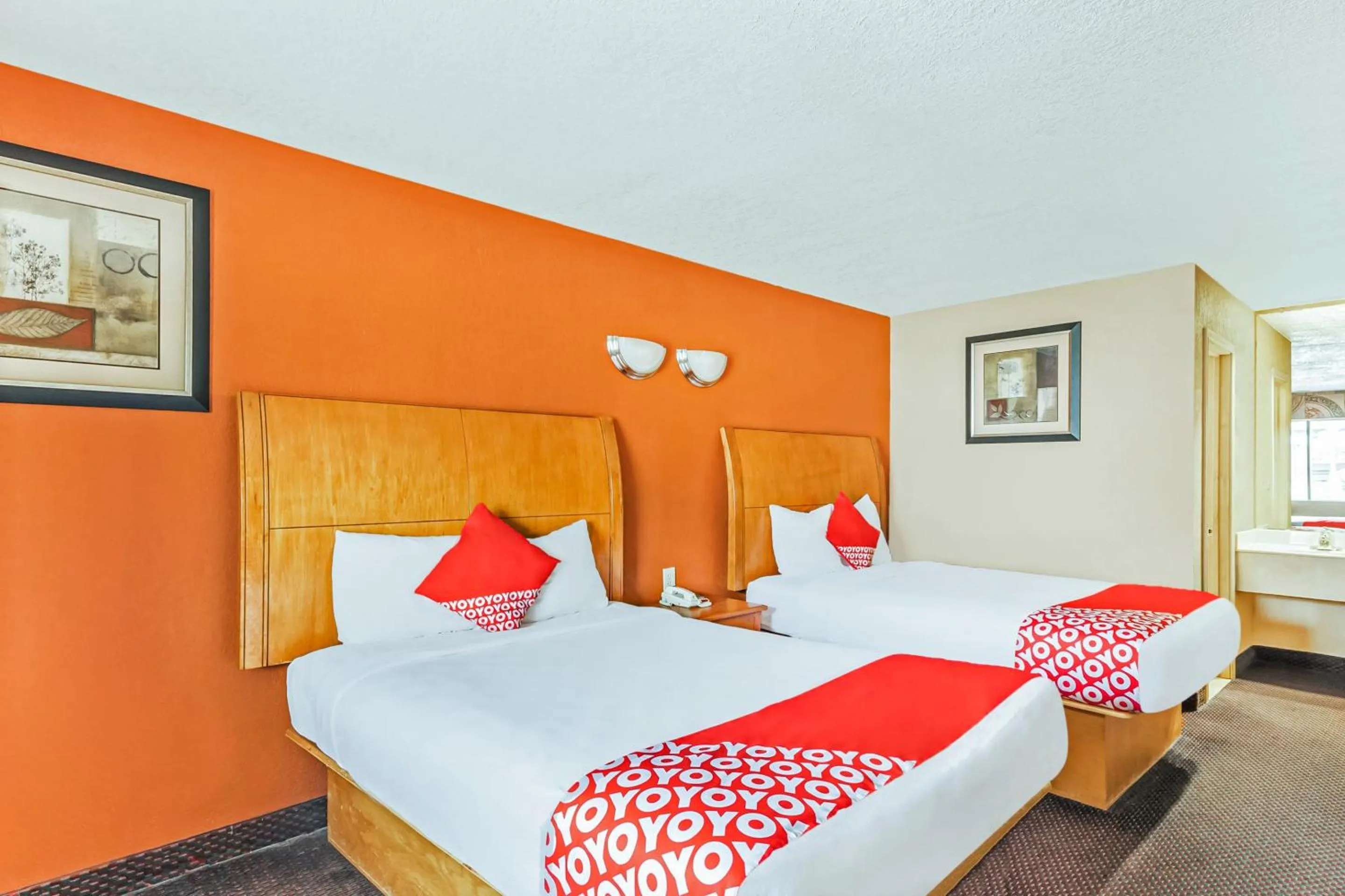 Bedroom in OYO Hotel Jewett TX Southwest, I-45