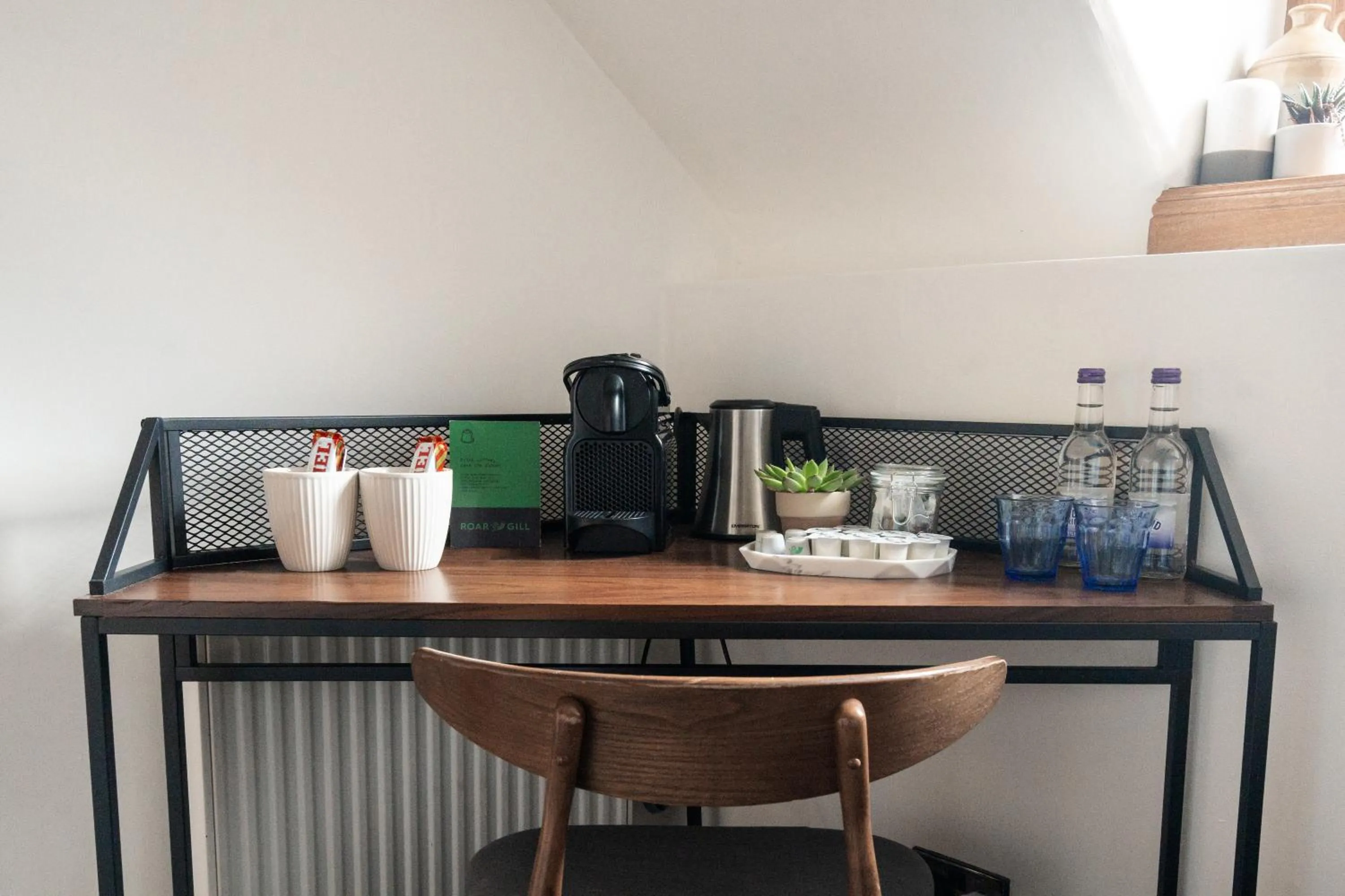 Coffee/tea facilities in Cardross Inn