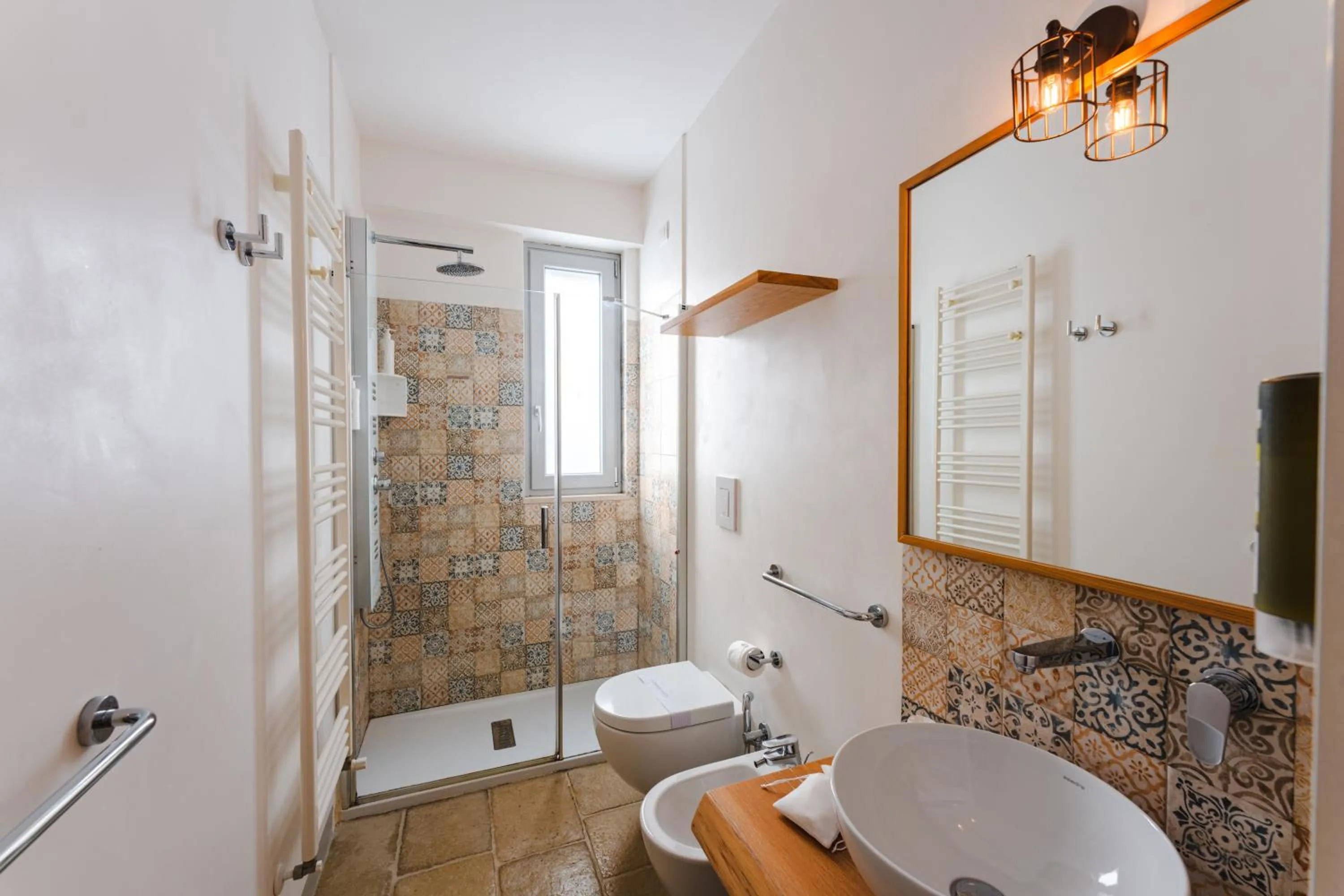 Shower in Borgo Cozzana
