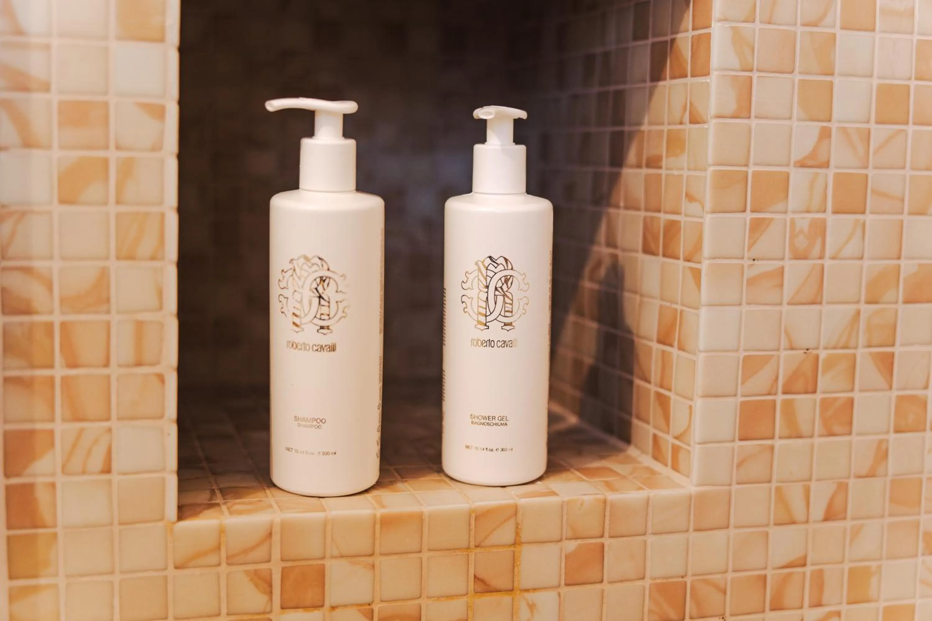 Shower in Borgo Cozzana